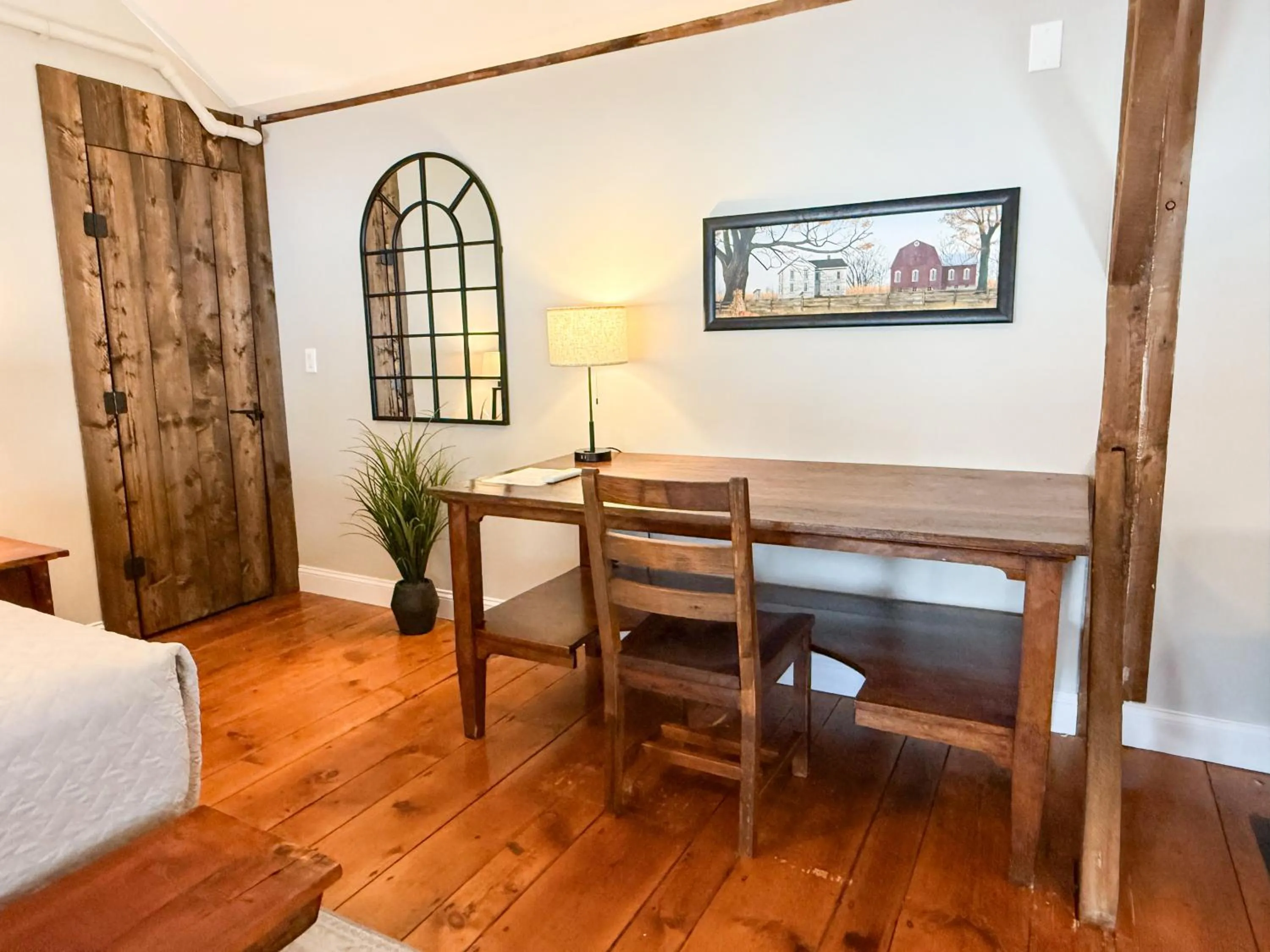 Bed in The Black Walnut Inn