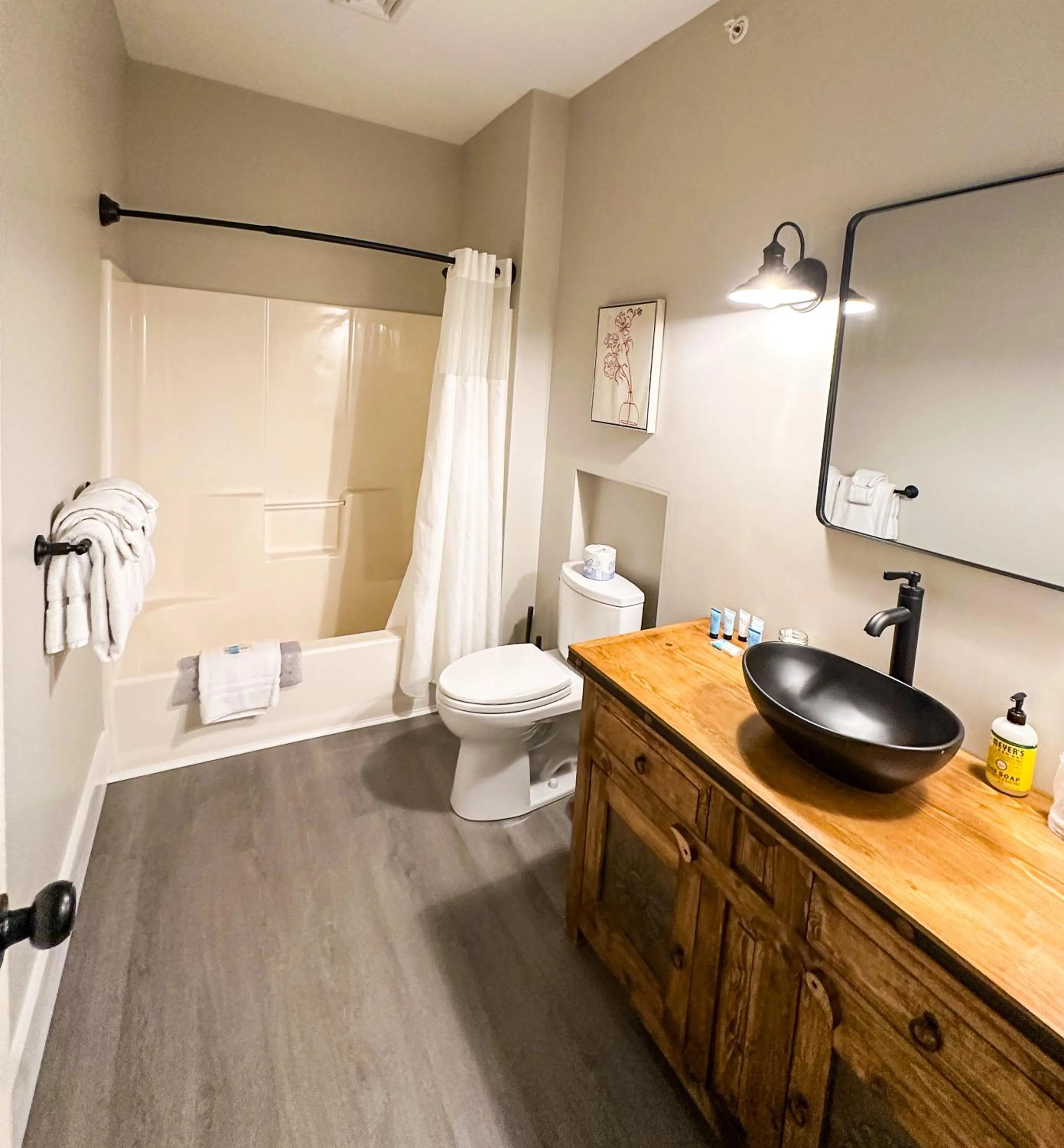 The Black Walnut Inn