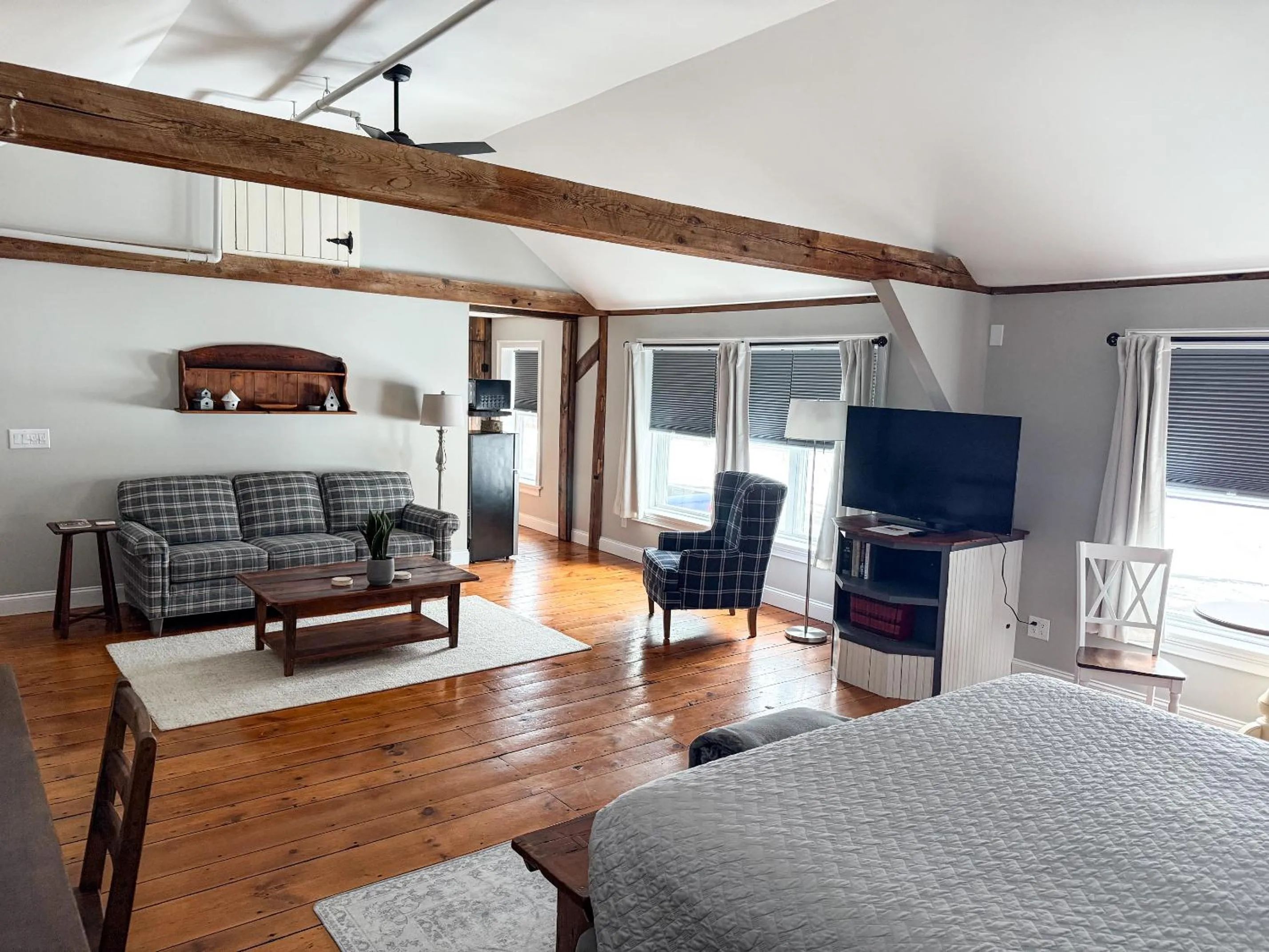 Bed in The Black Walnut Inn