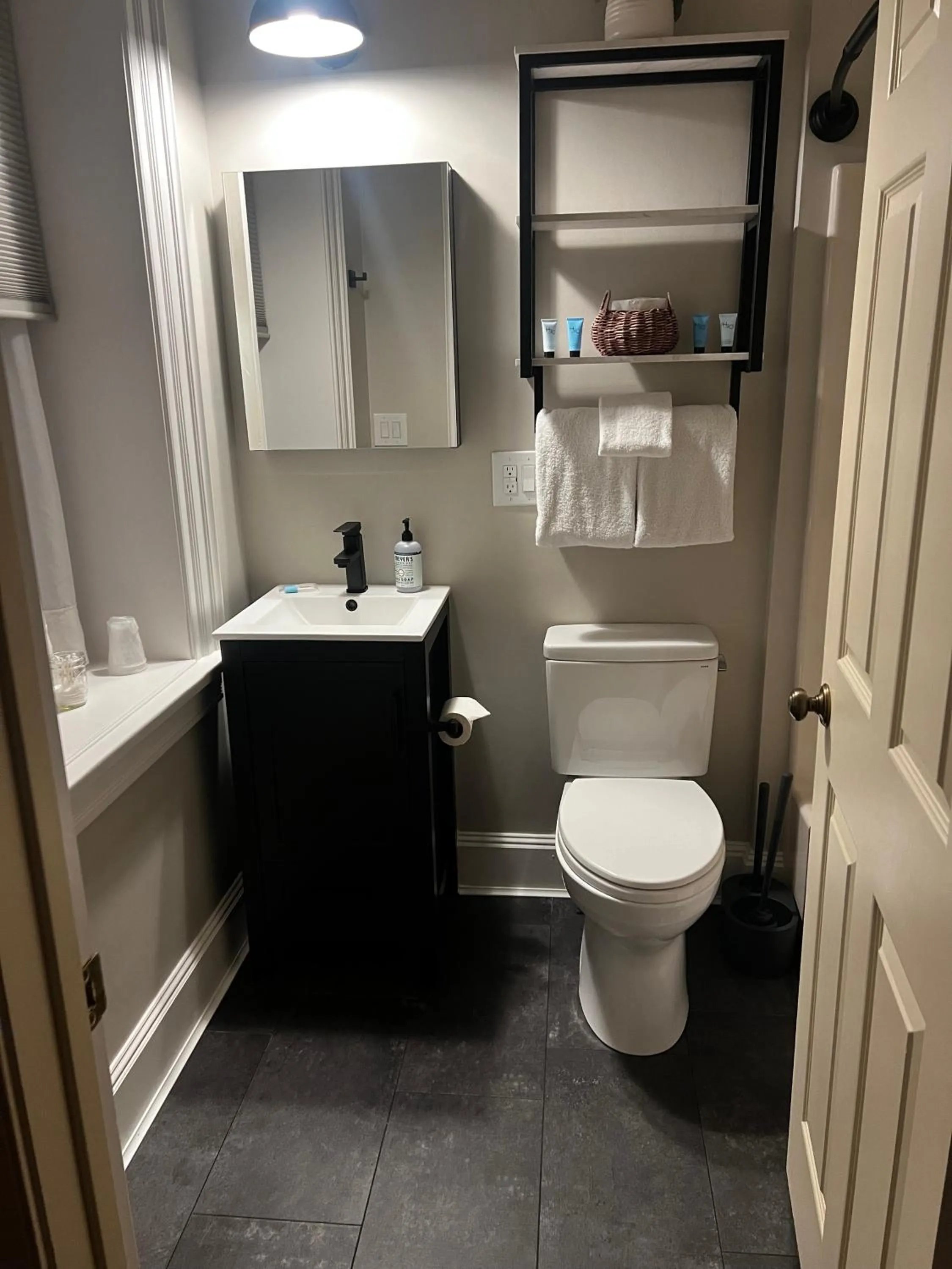 The Black Walnut Inn