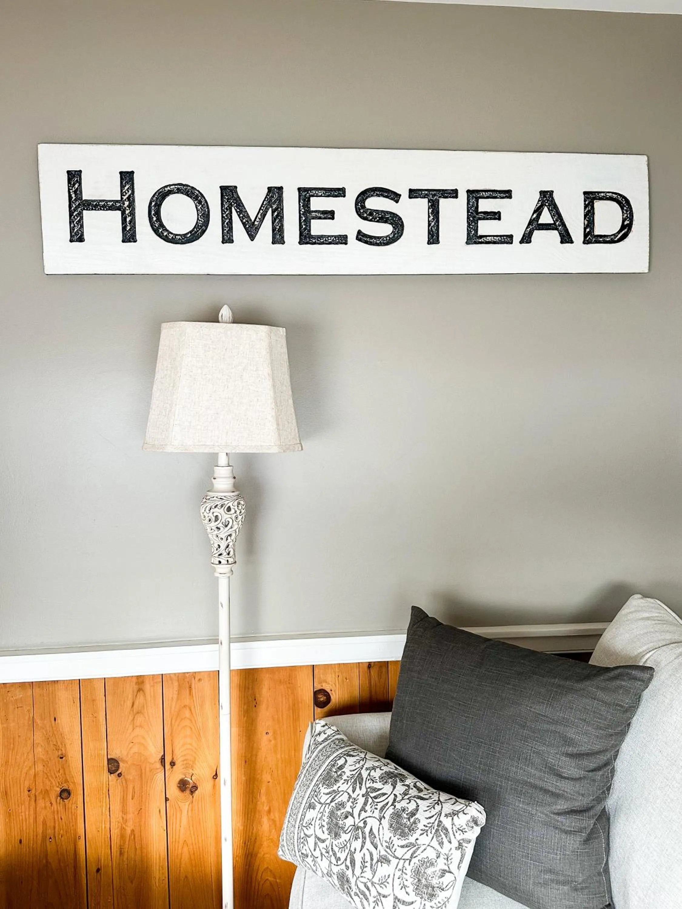 Bed in The Black Walnut Inn