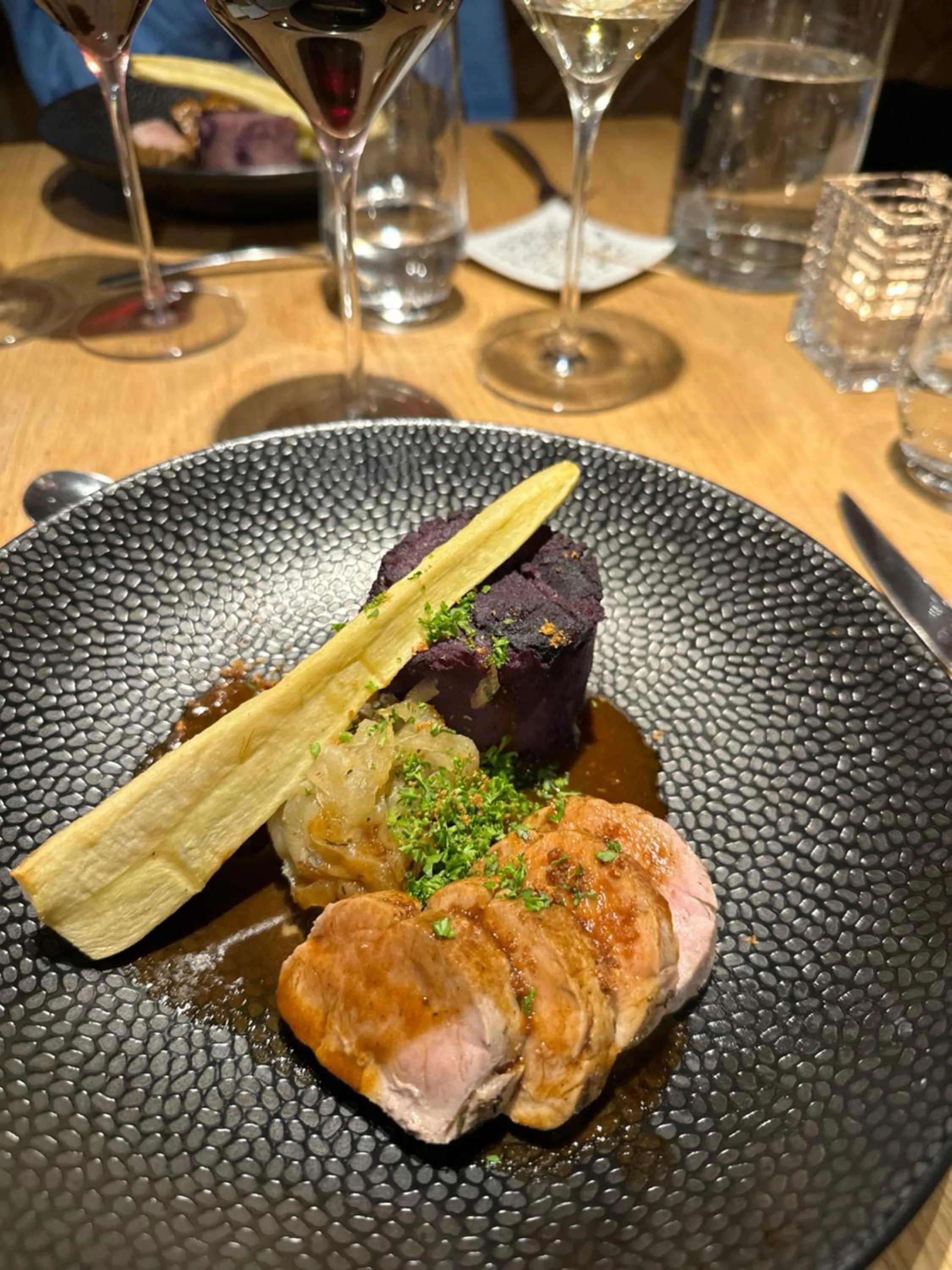 Restaurant/places to eat in Martin's All Suites