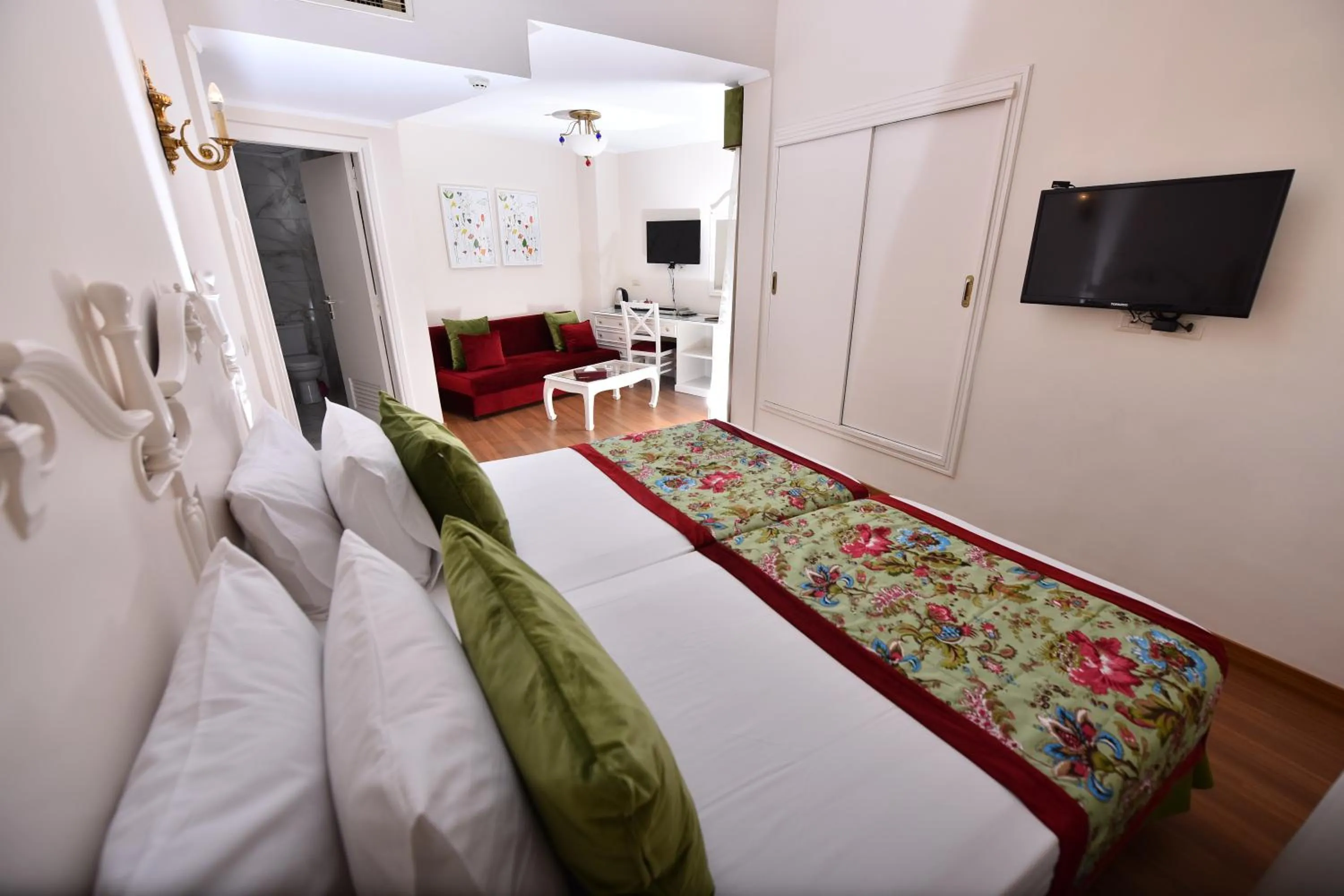 Bed in San Giovanni Stanly Hotel