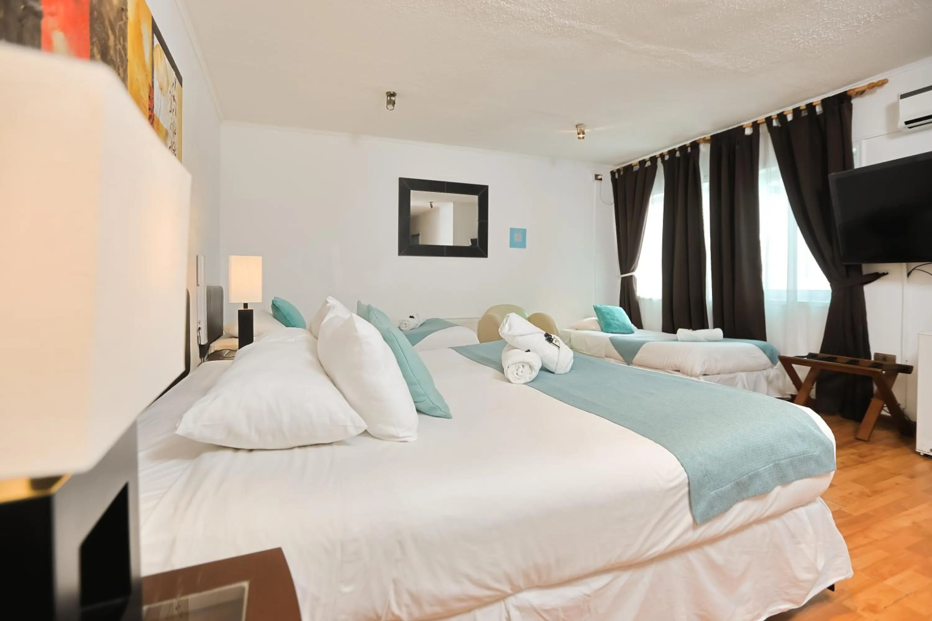 TV and multimedia, Bed in Hotel Boutique Trinidad