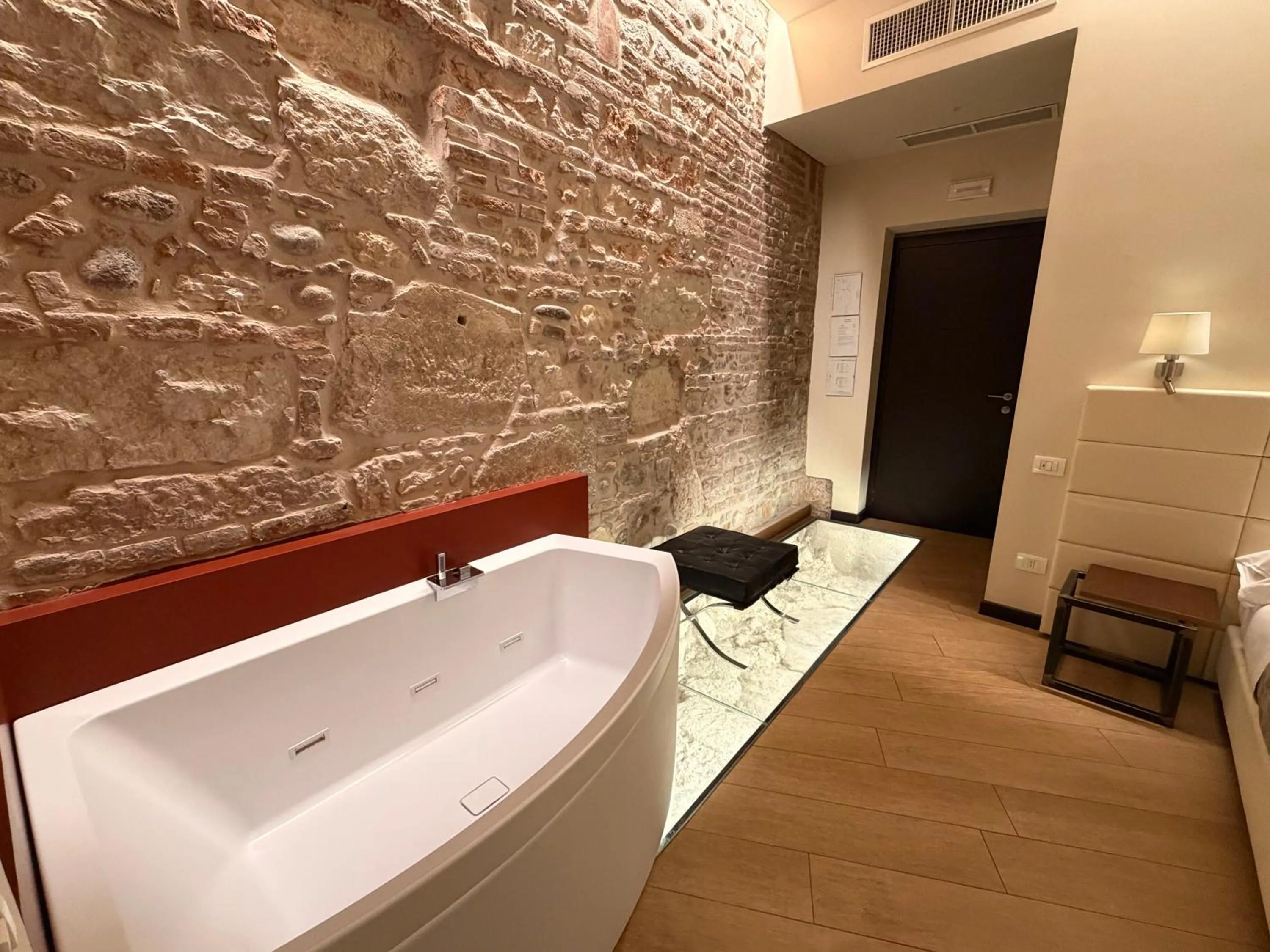 Superior Double or Twin Room with Garden View in Arena Luxury Suite