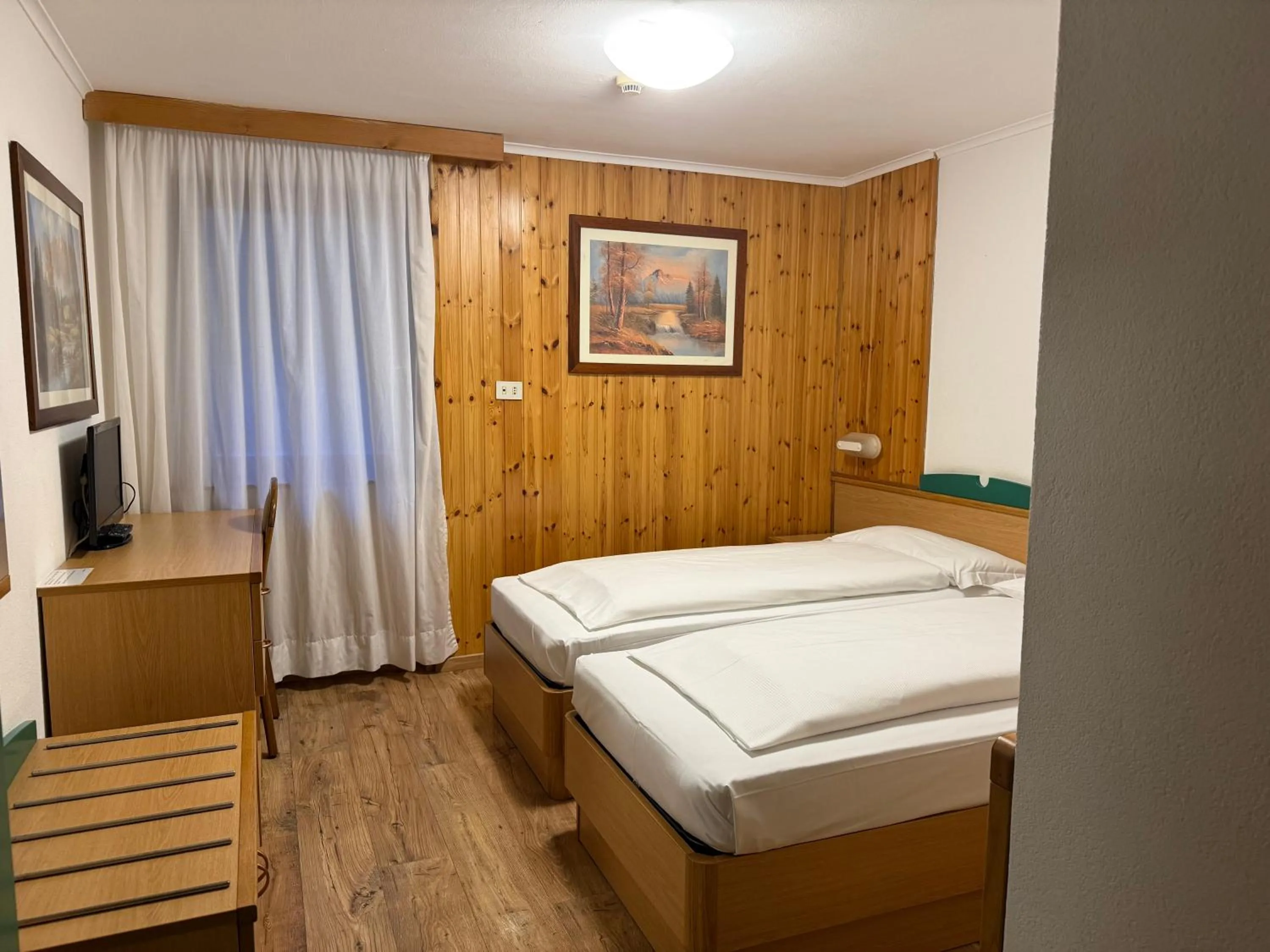 Bedroom, Bed in Sport Hotel Pampeago