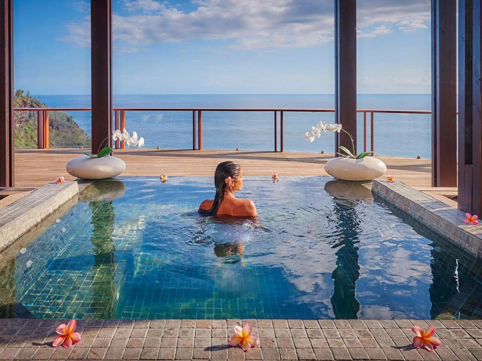 Restaurant/places to eat in Palm Hotel & Spa