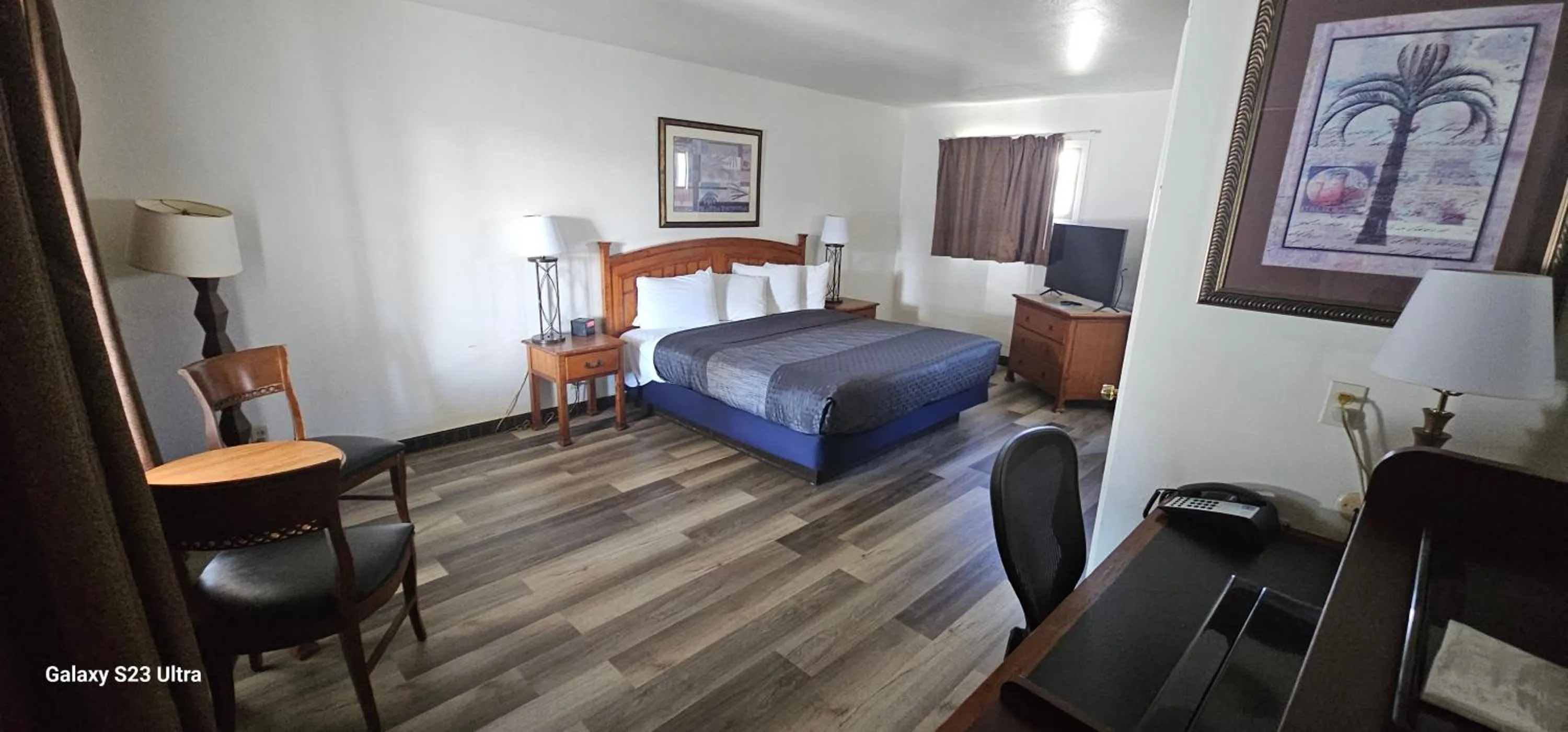 Bedroom, Bed in North Coast Inn