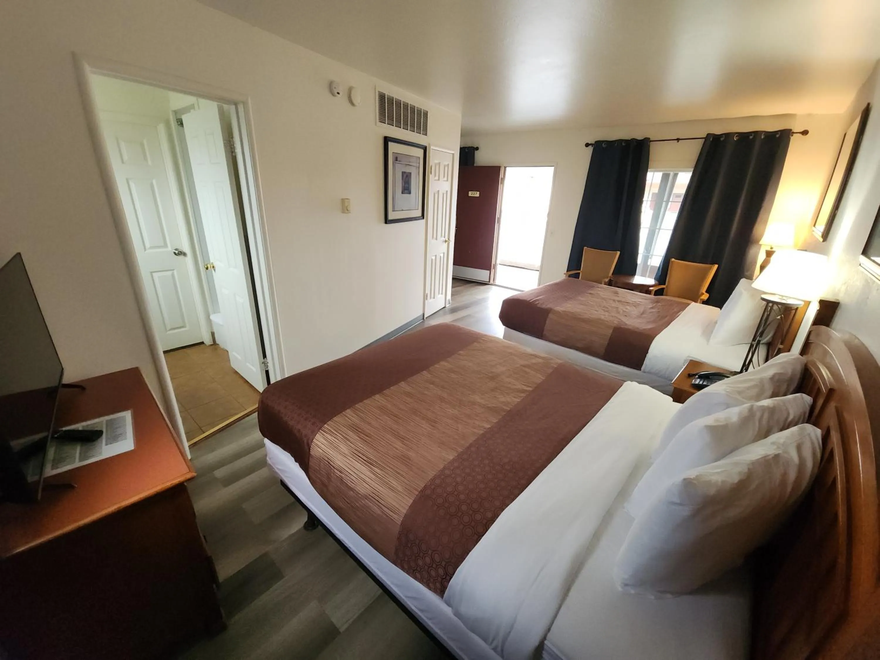 Bed in North Coast Inn