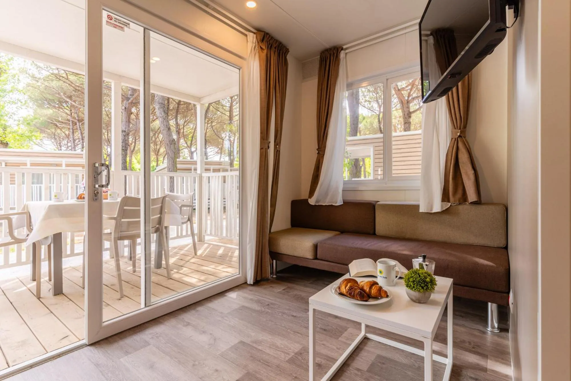 Seating area in Club del Sole Tenuta Primero Grado Family Collection