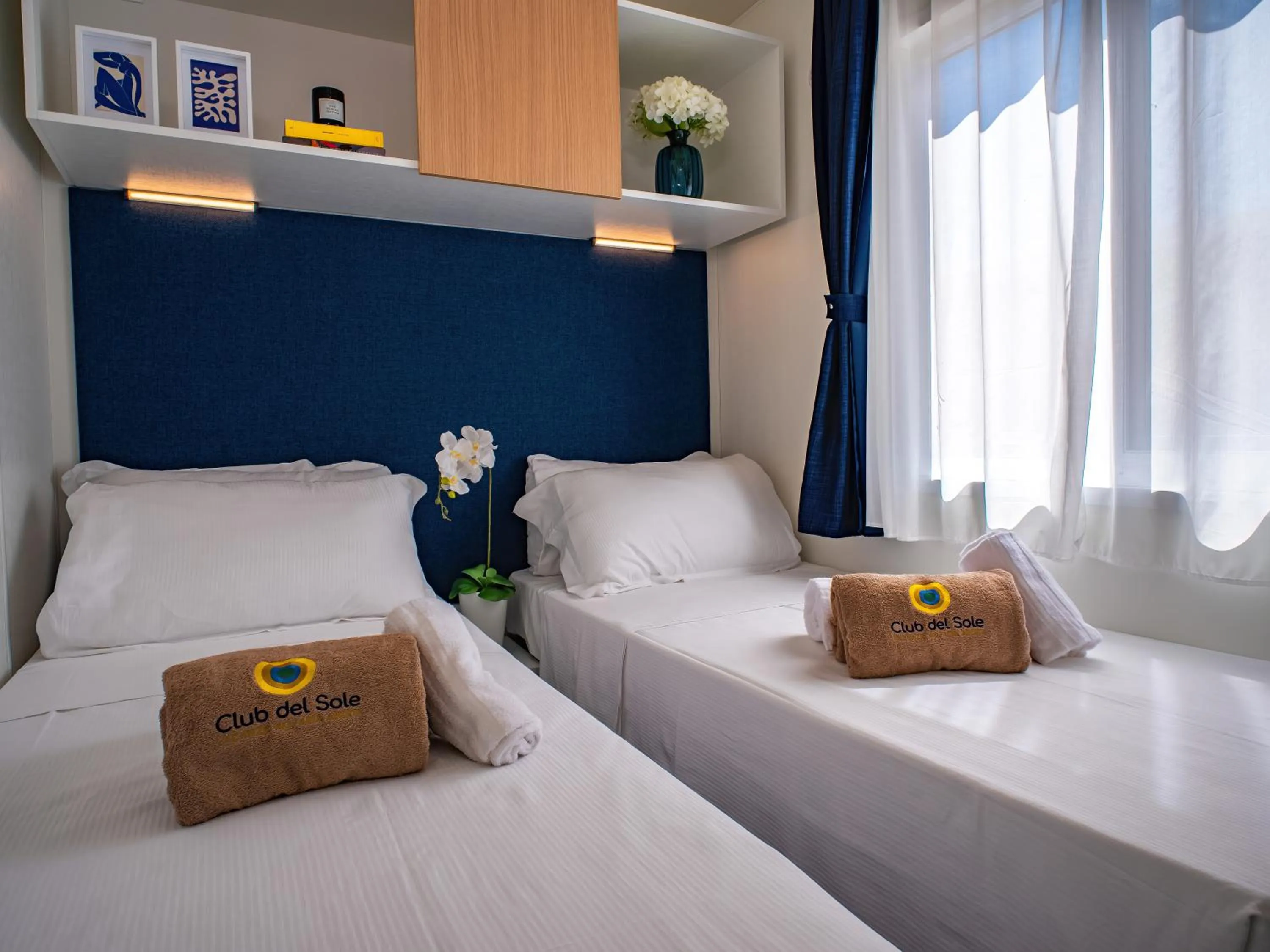 Bedroom, Bed in Club del Sole Tenuta Primero Grado Family Collection