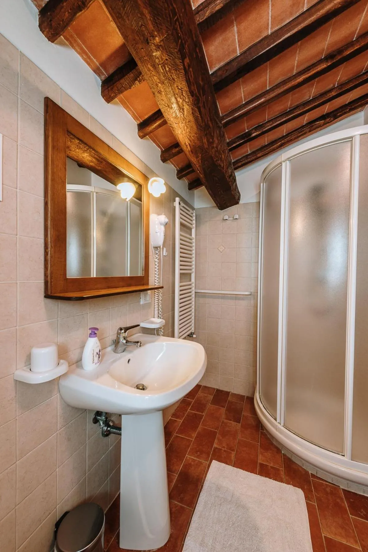 Bathroom in Villa Di Sotto