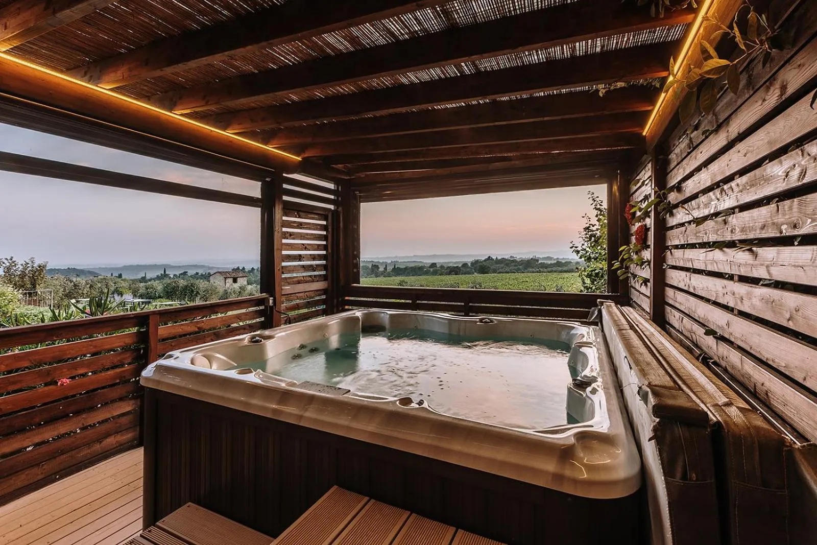 Natural landscape in Villa Di Sotto