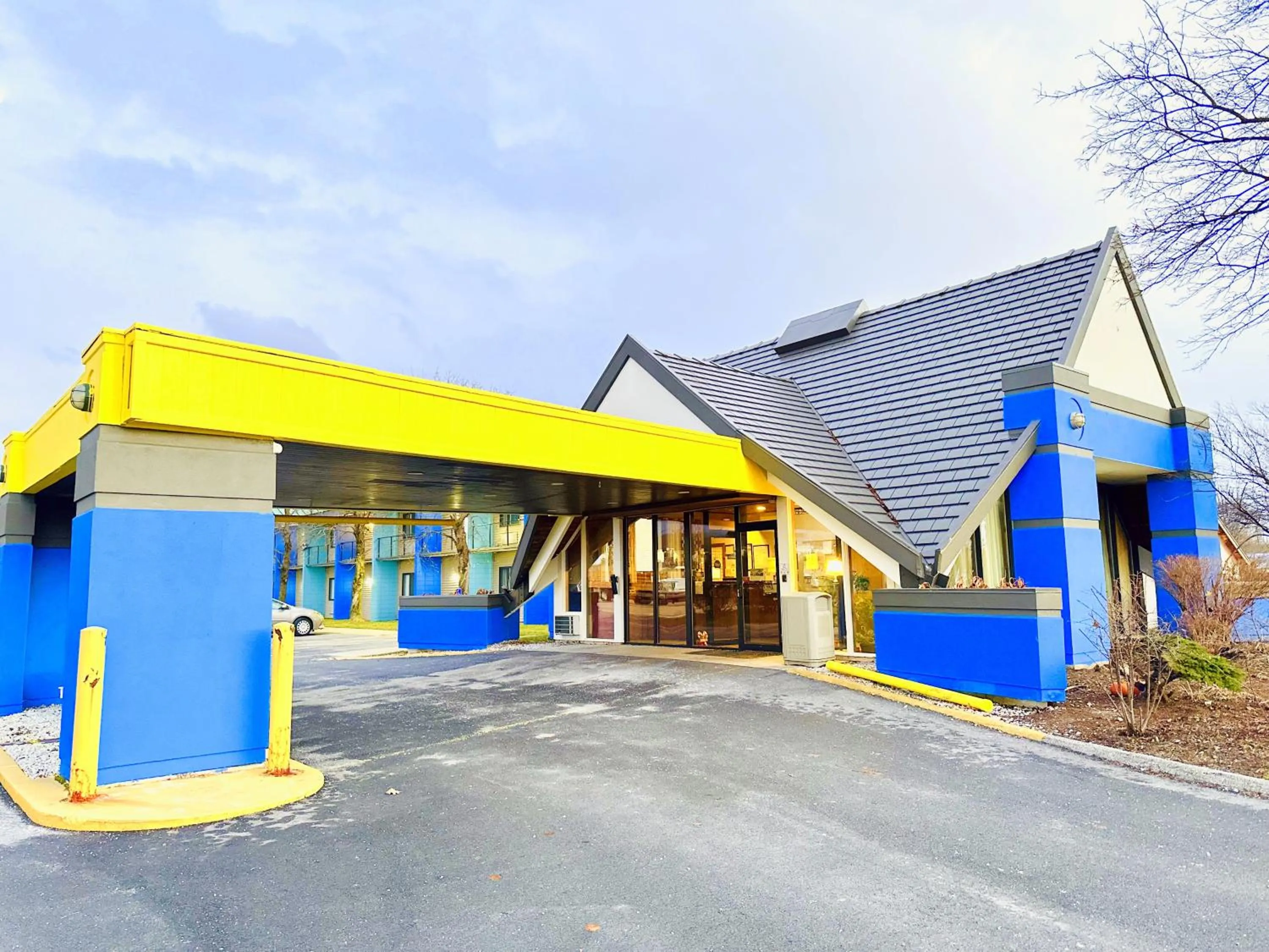 Property building in Days Inn by Wyndham Rutland/Killington Area