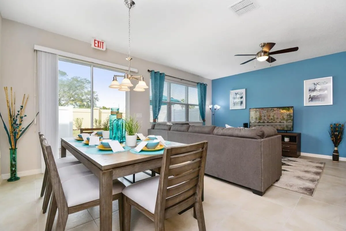 Four Bedrooms TownHome 5161