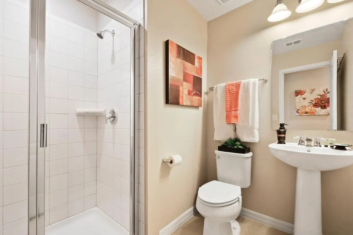 Four Bedrooms TownHome 5161