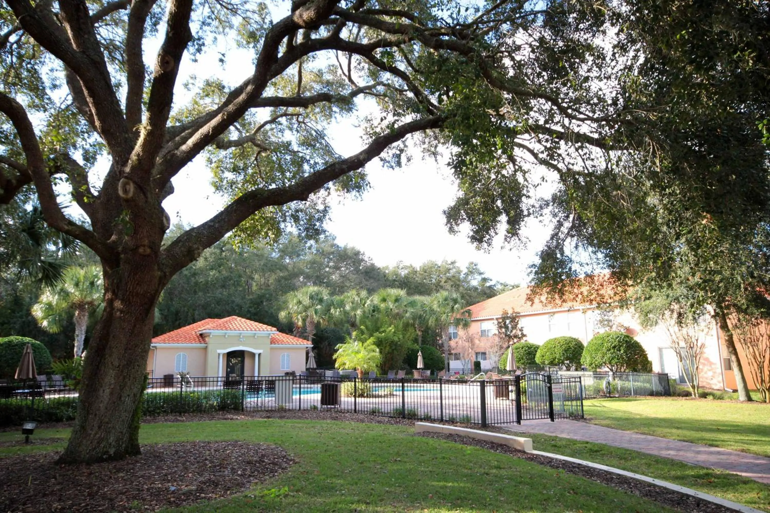 Four Bedrooms TownHome 5161