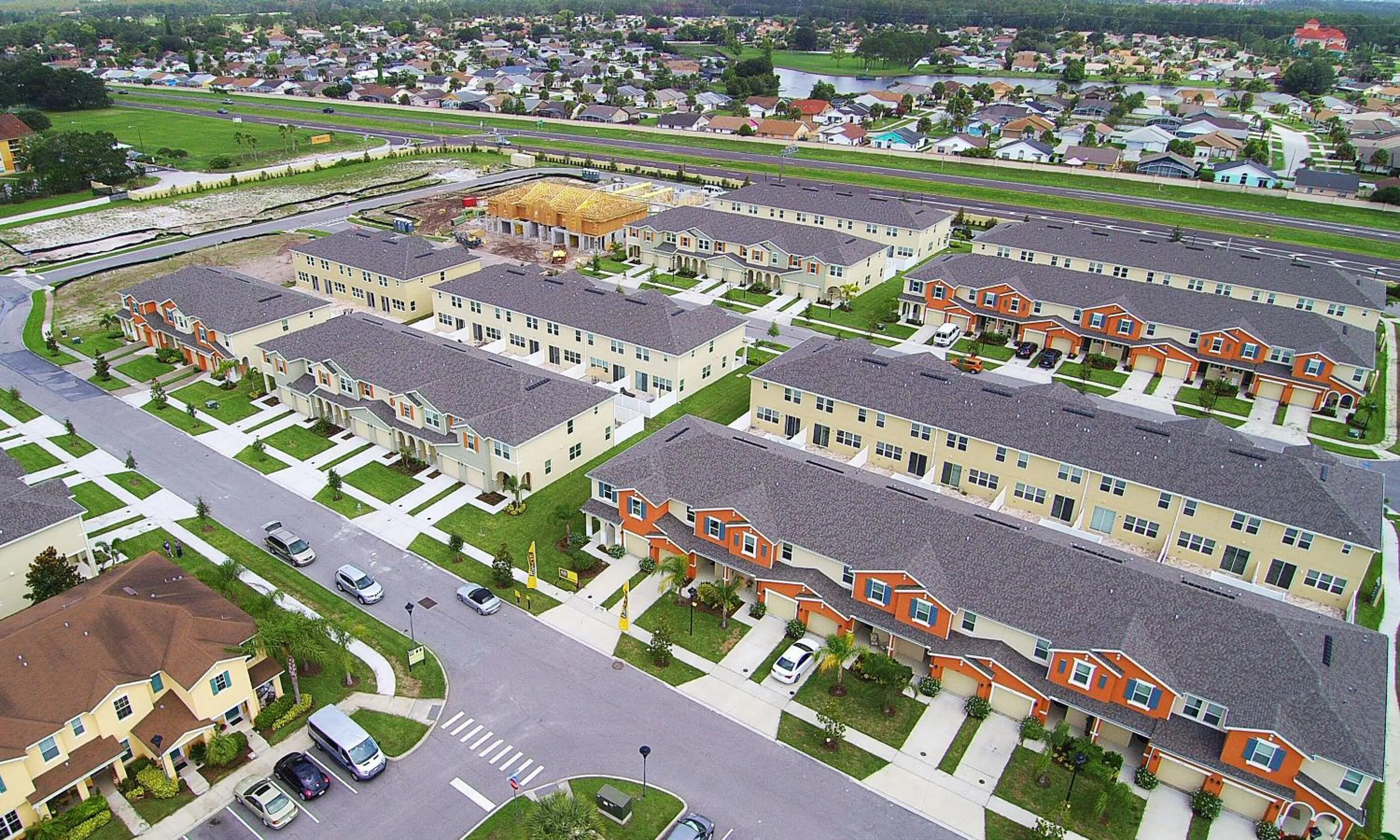 Four Bedrooms TownHome 5161