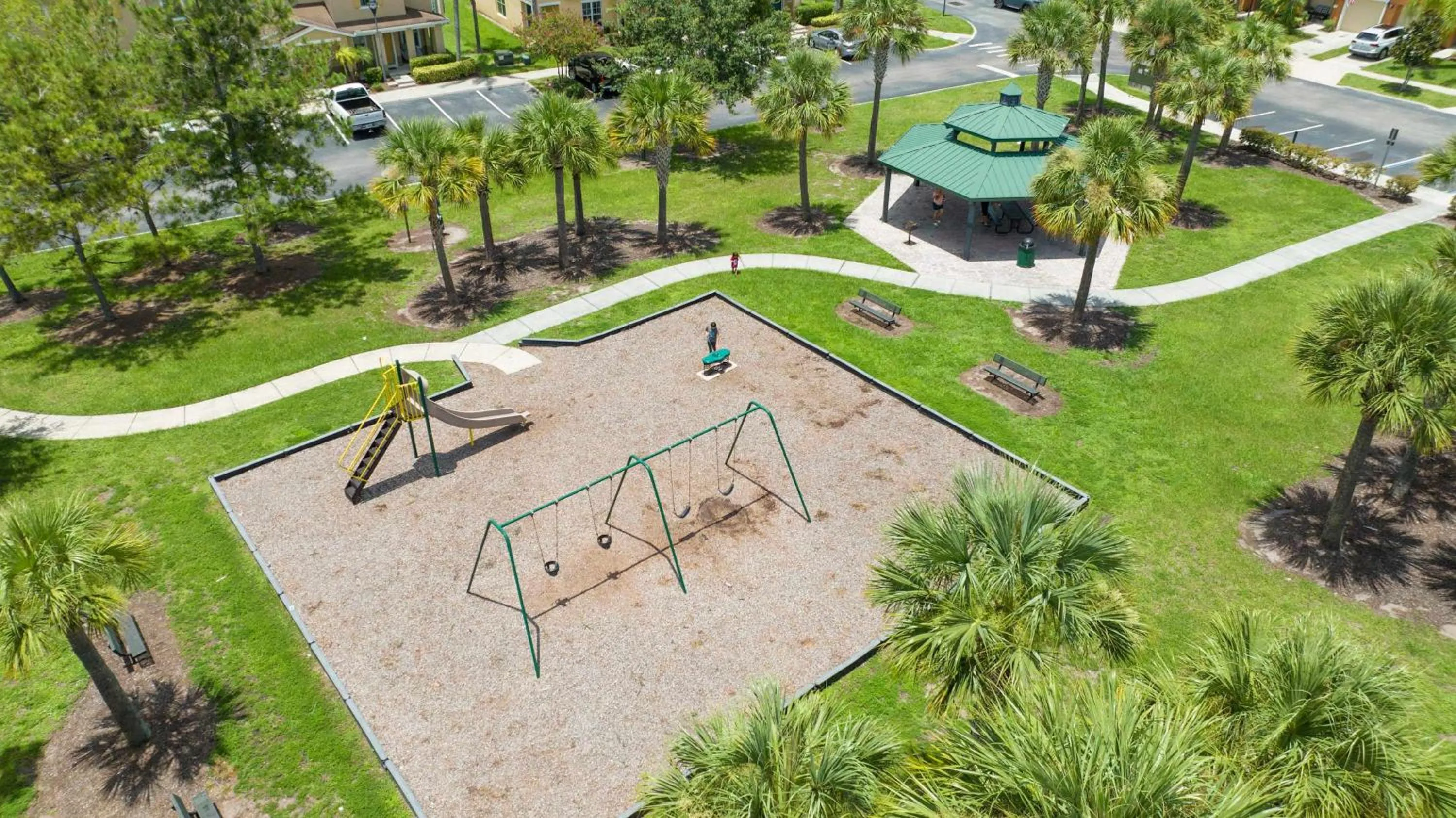 Four Bedrooms TownHome 5161