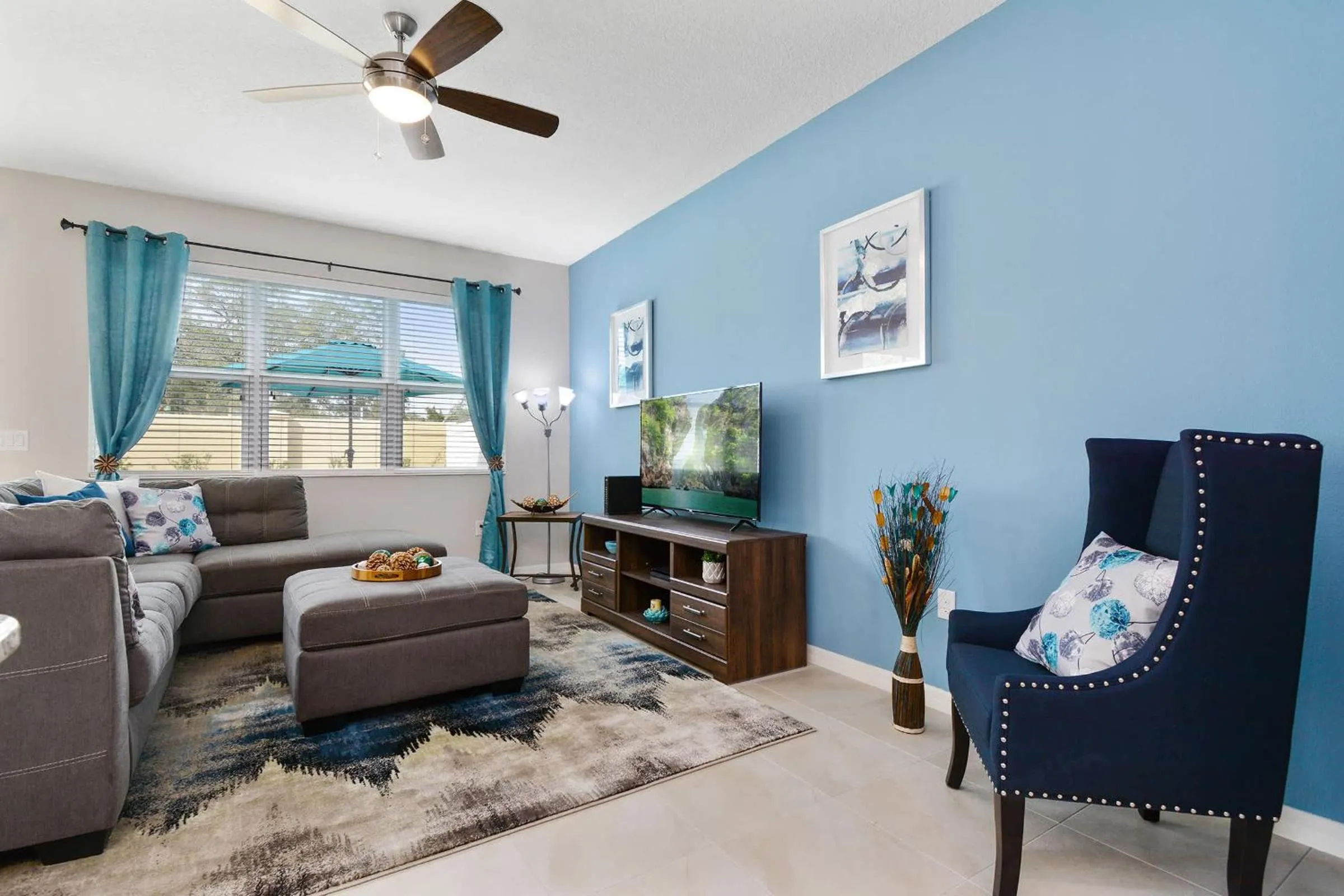 Four Bedrooms TownHome 5161