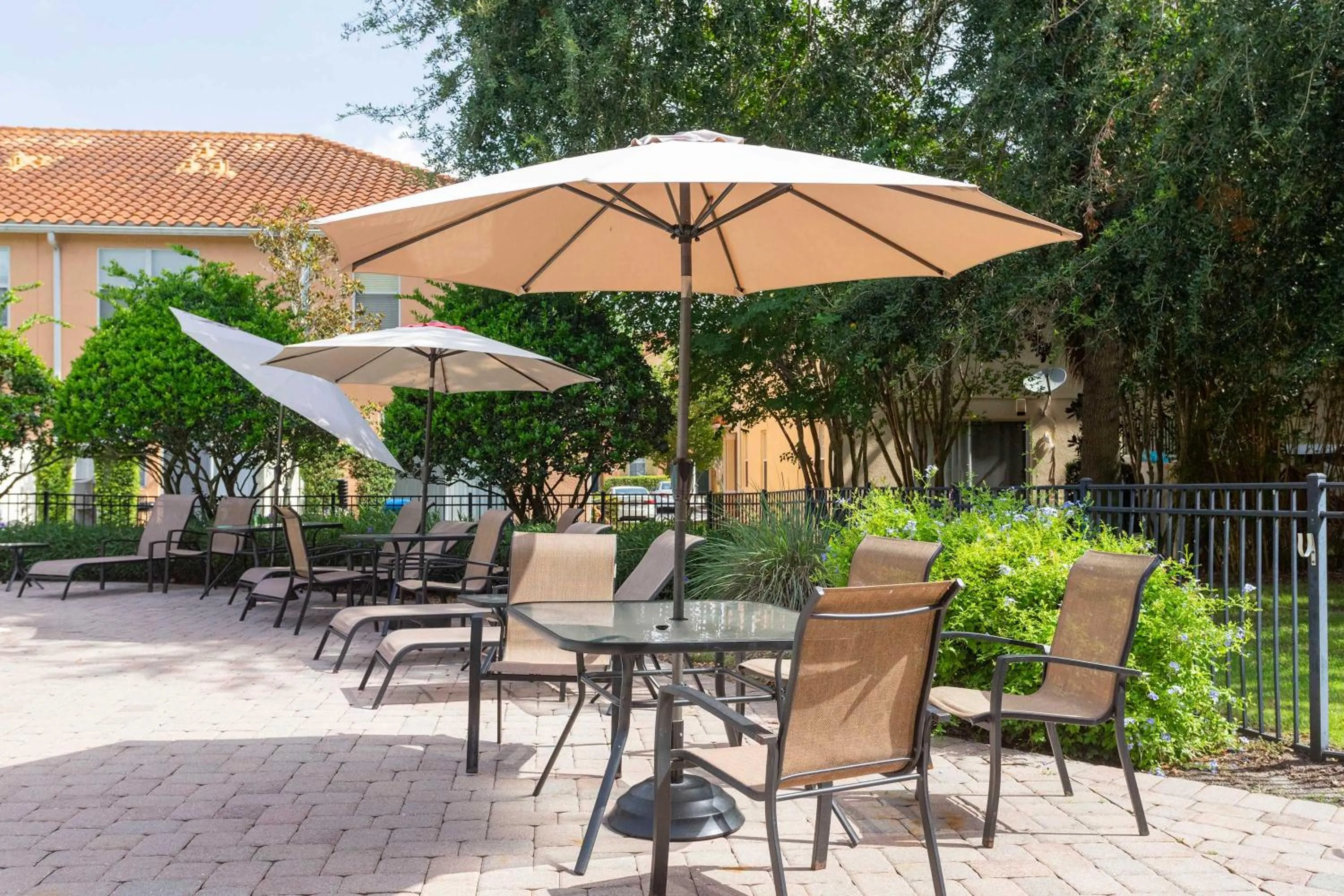 Four Bedrooms TownHome 5161