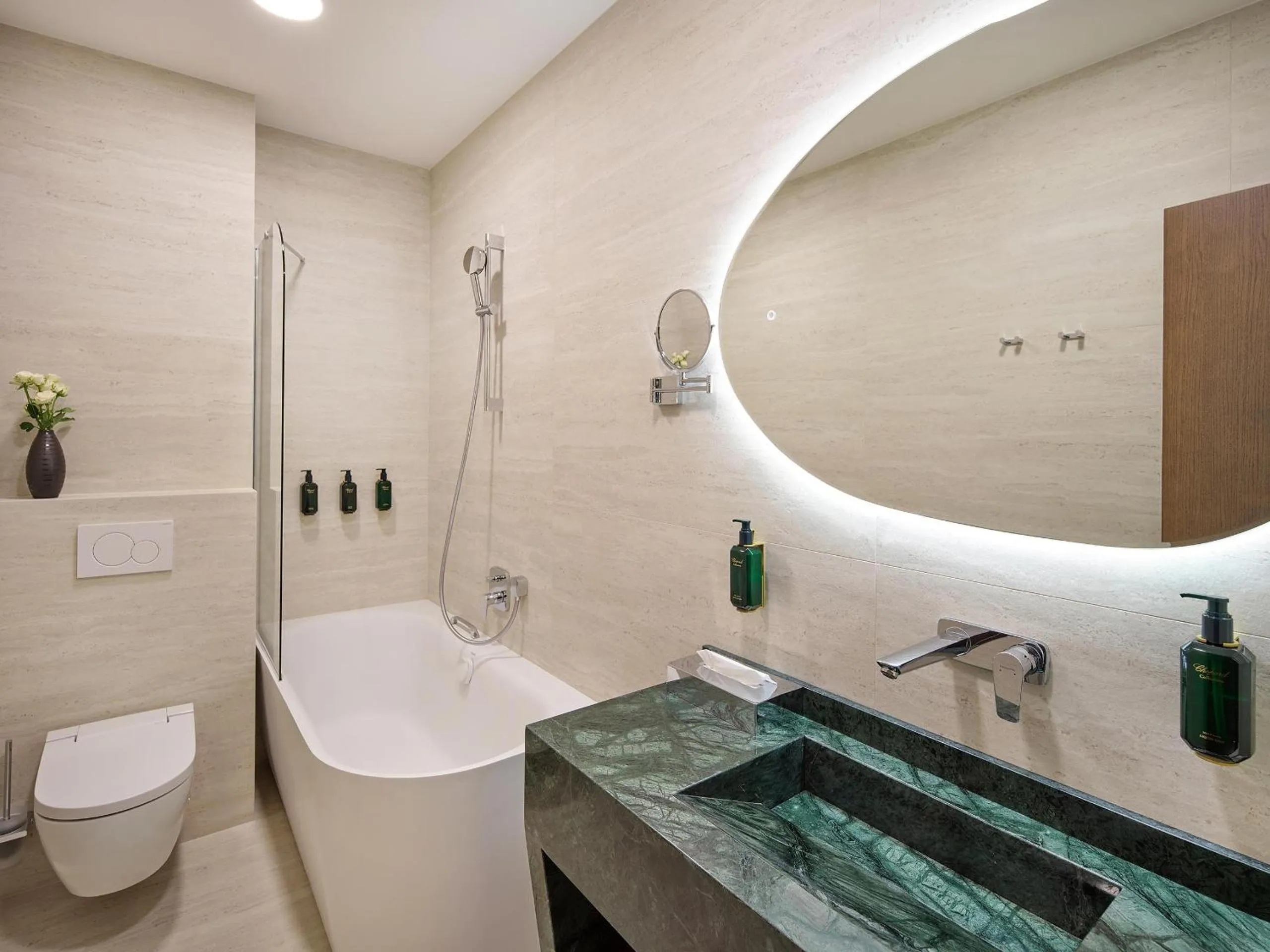 Shower in Palazzo President