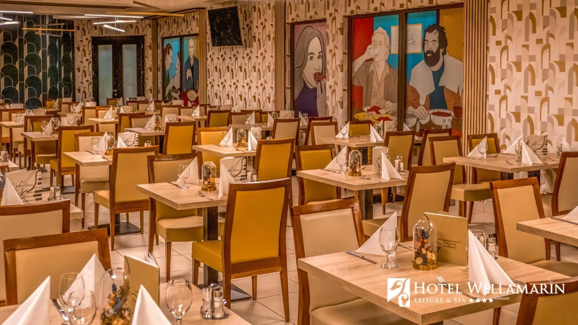 Restaurant/places to eat in Hotel Wellamarin