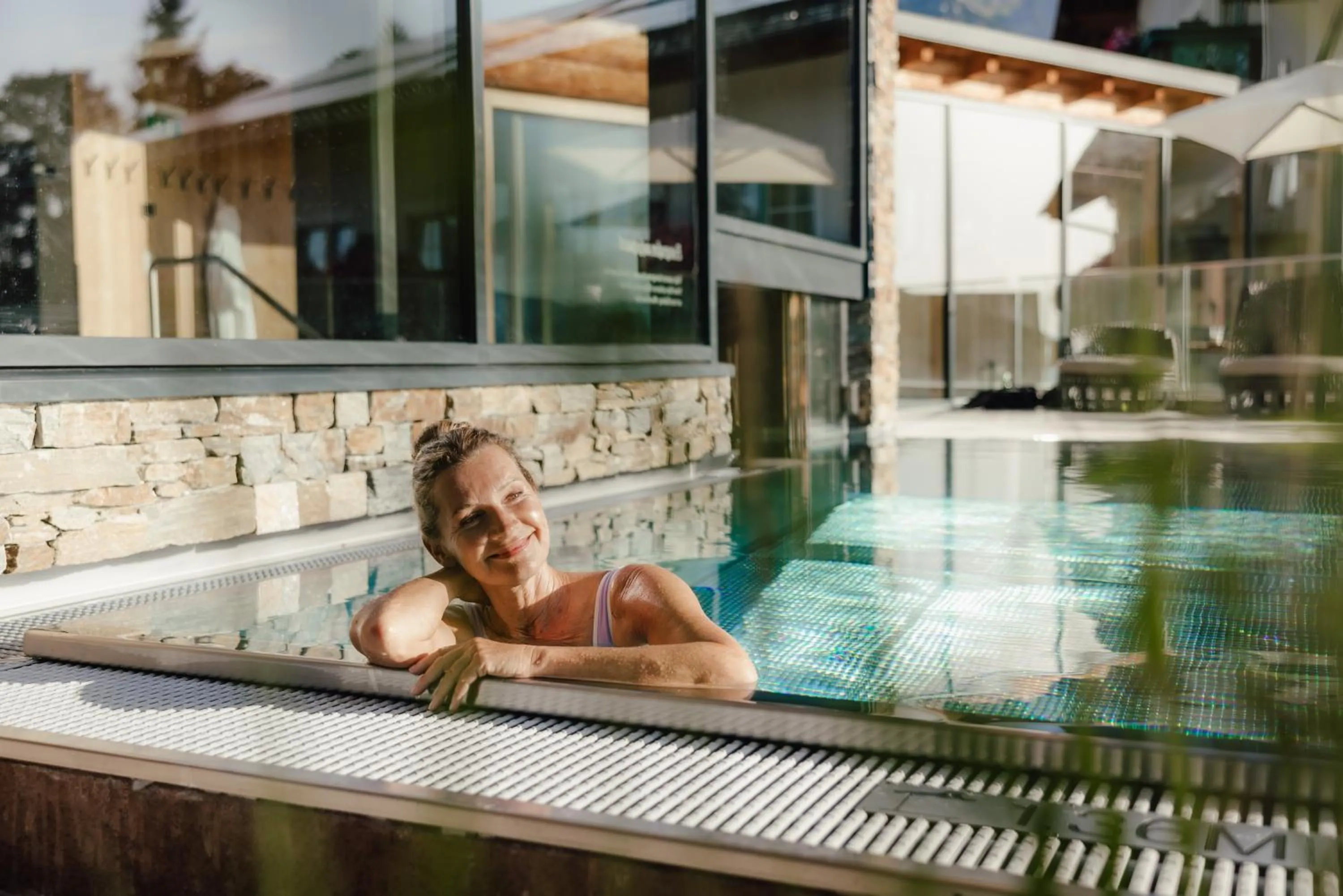 People in Hotel Annelies