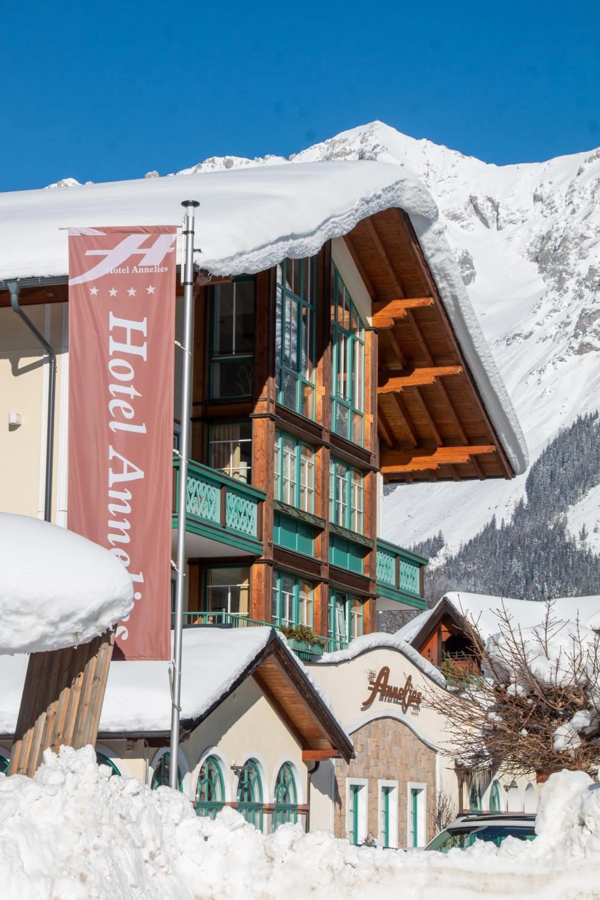 Property building in Hotel Annelies