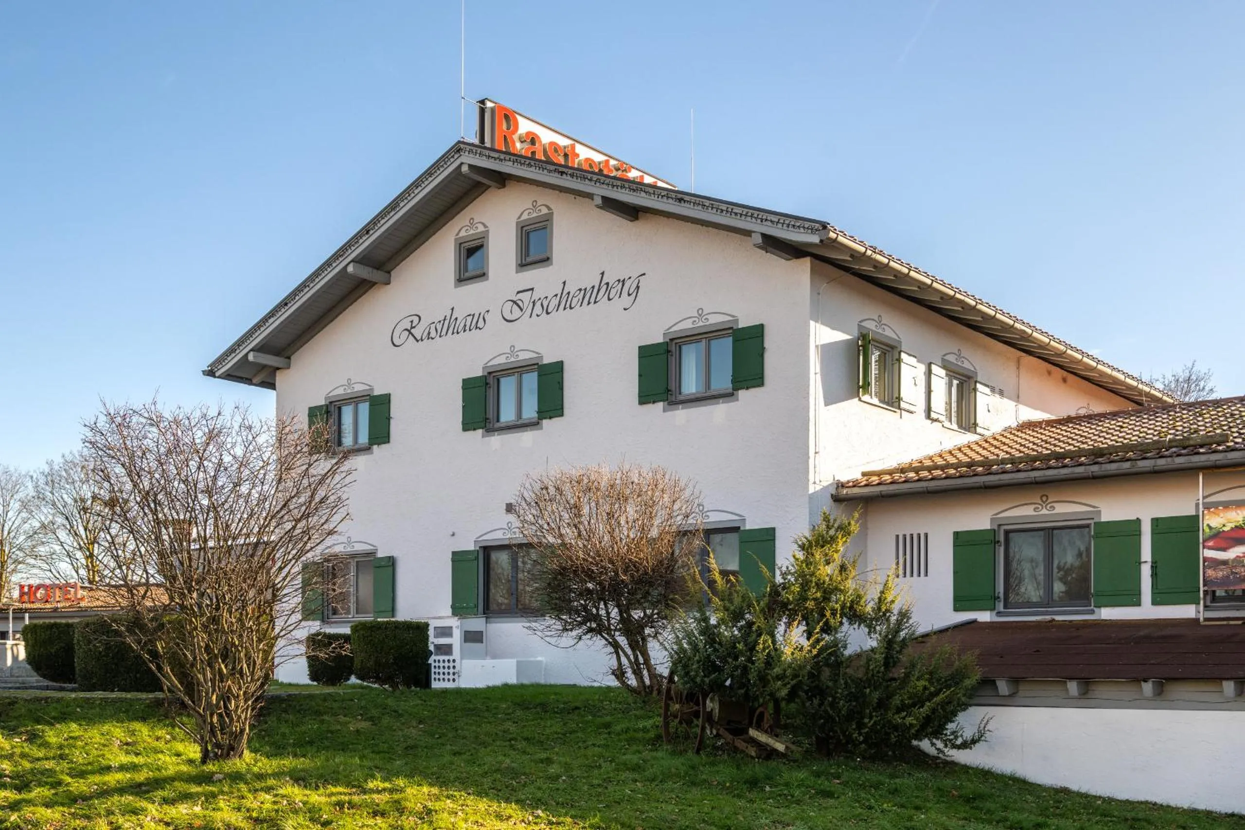 Property building in Coffee Fellows Hotel Irschenberg Süd