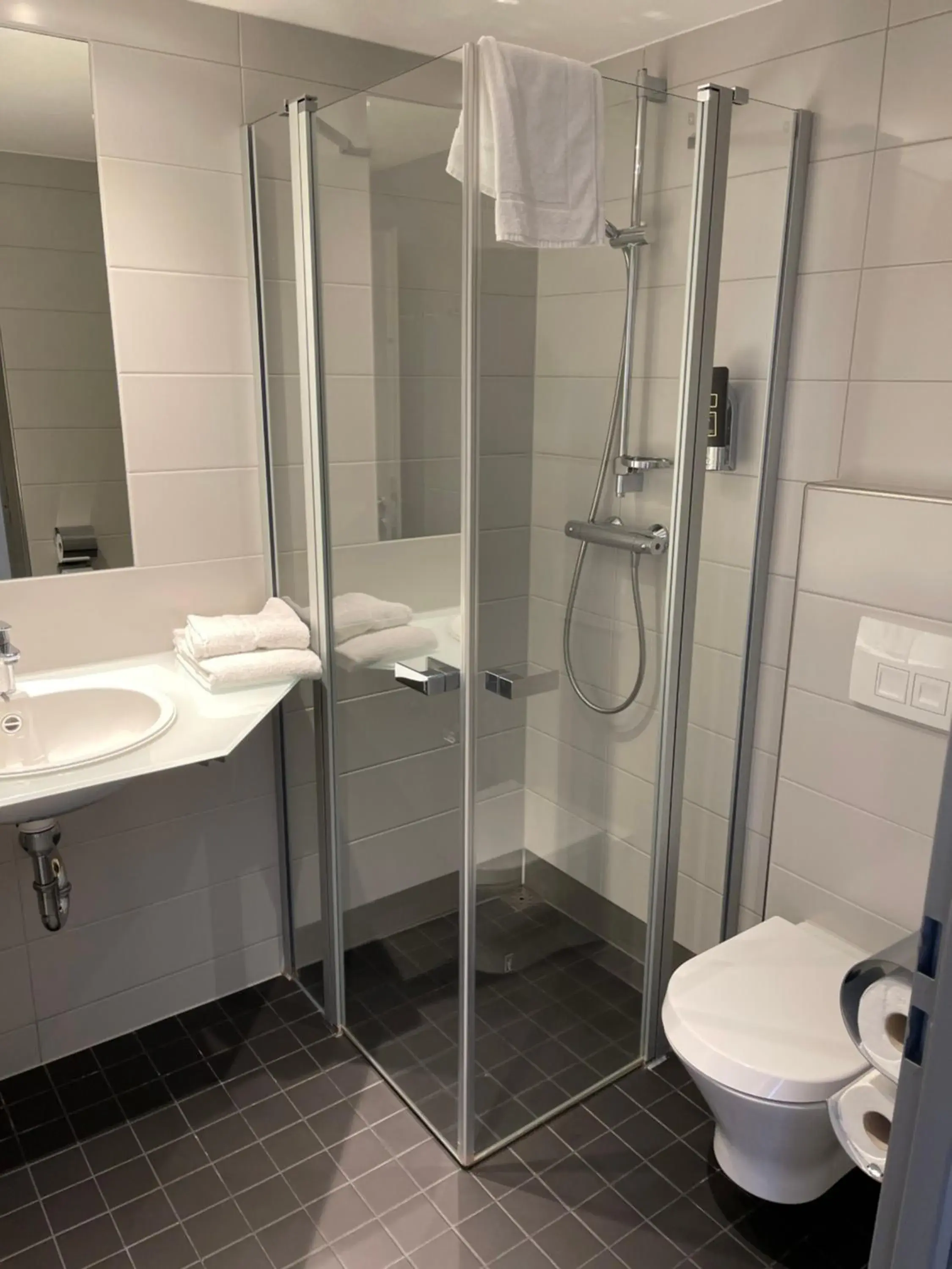 Double Room in Hotel Irschenberg Süd Double Room in Hotel Irschenberg Süd