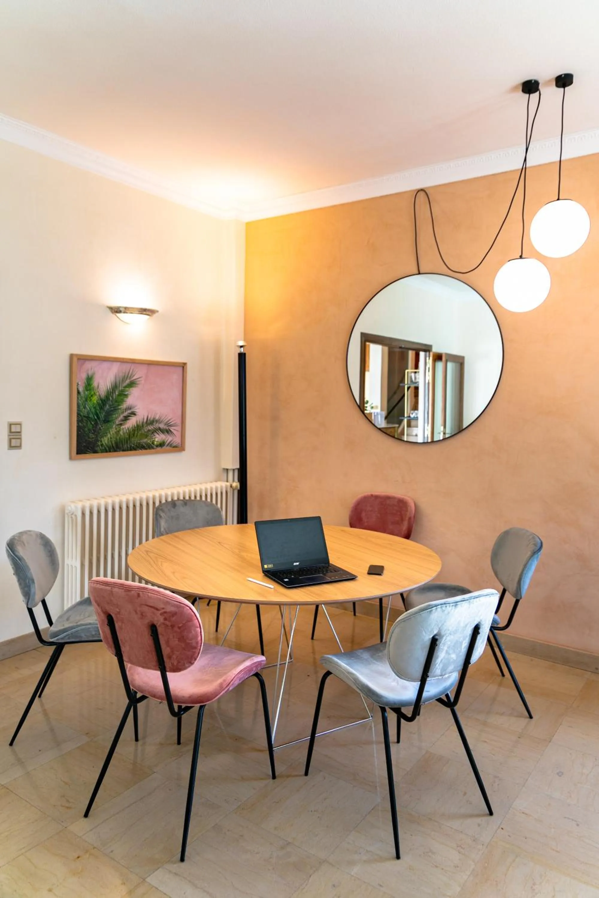 Seating area in Cit'Hotel Logis De Brou, Bourg en Bresse