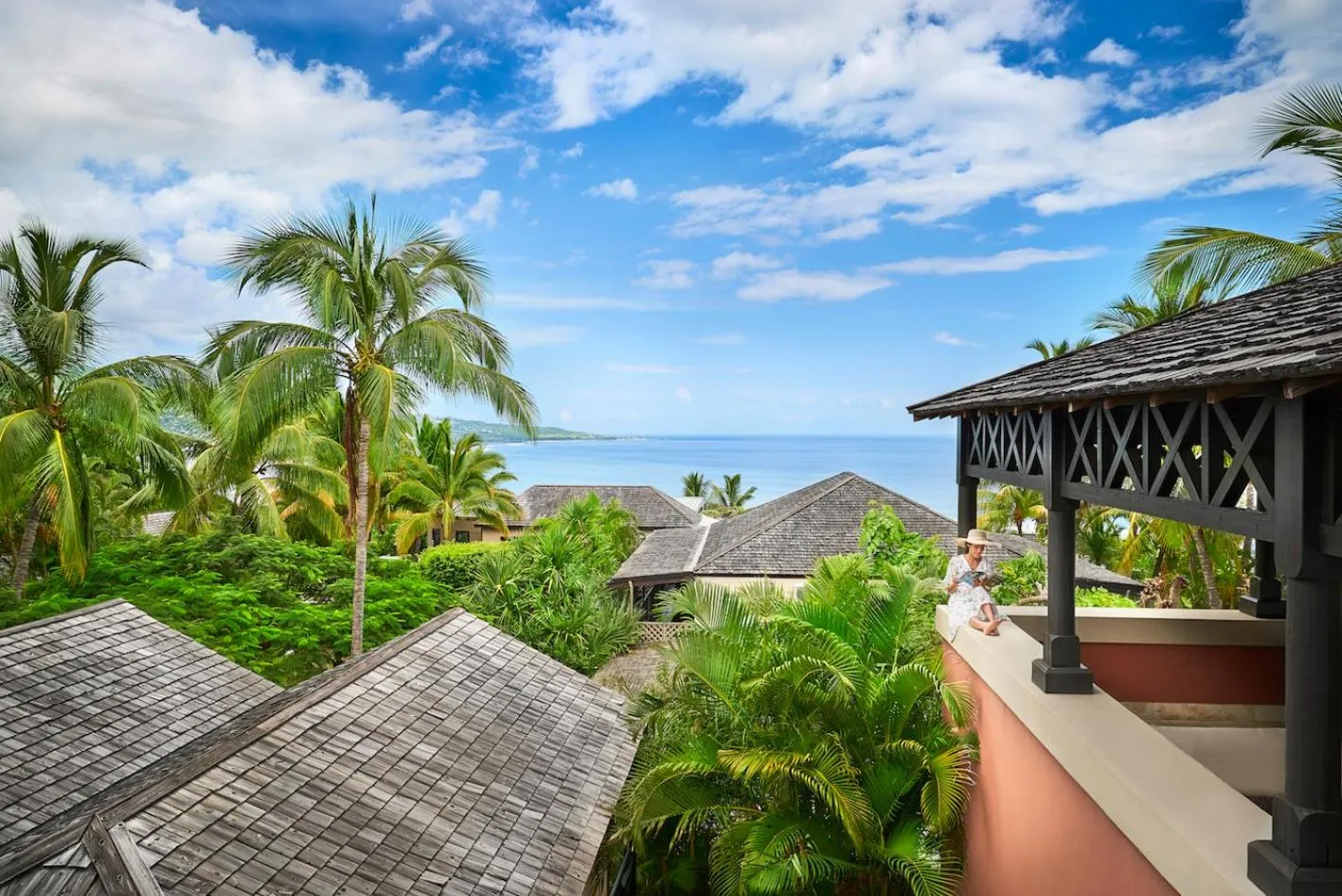 Garden in Iloha Seaview Hotel