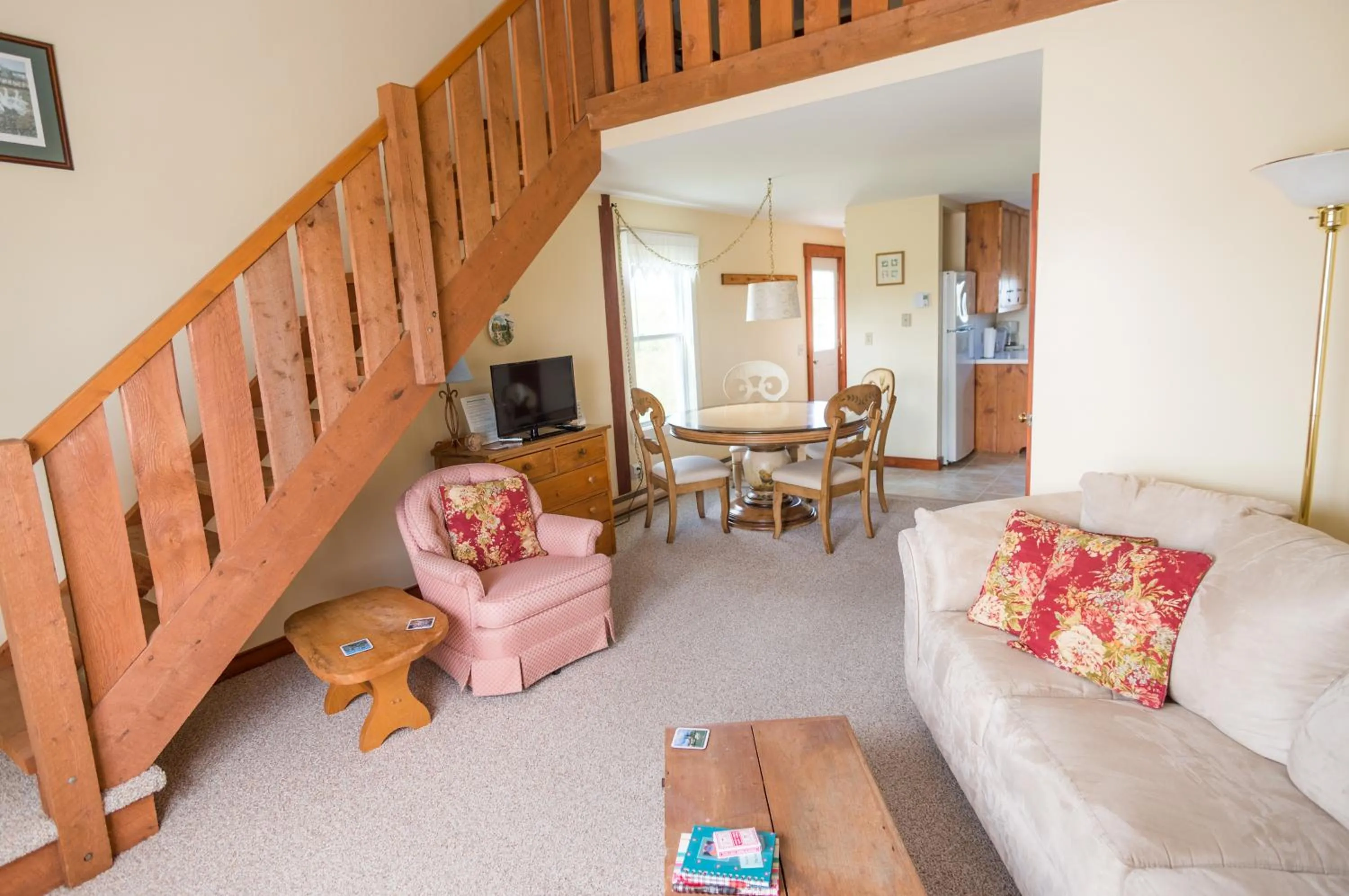 Living room in Bayview Pines Country Inn B&B