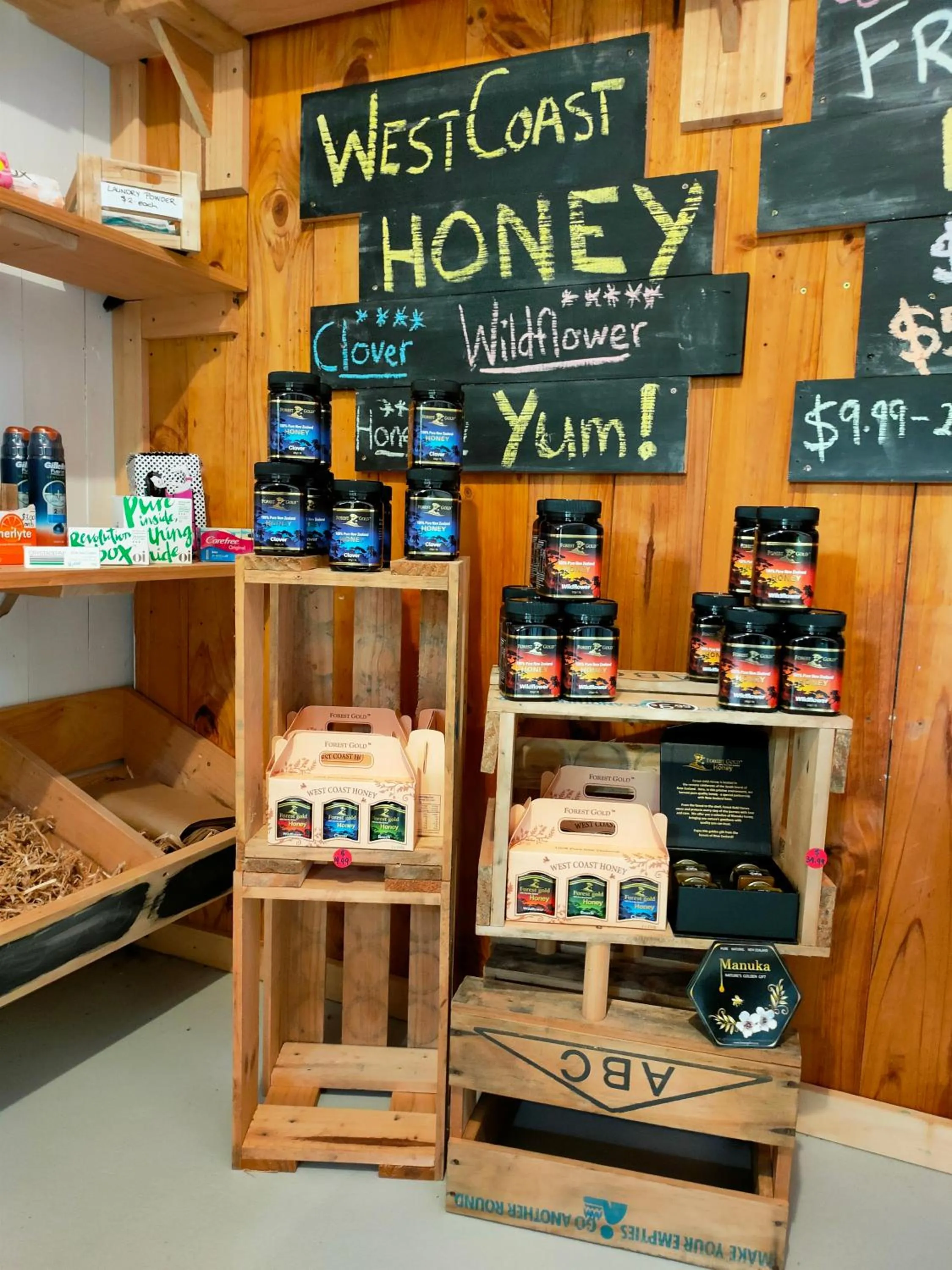 On-site shops in Jackson's Retreat Alpine Holiday Park