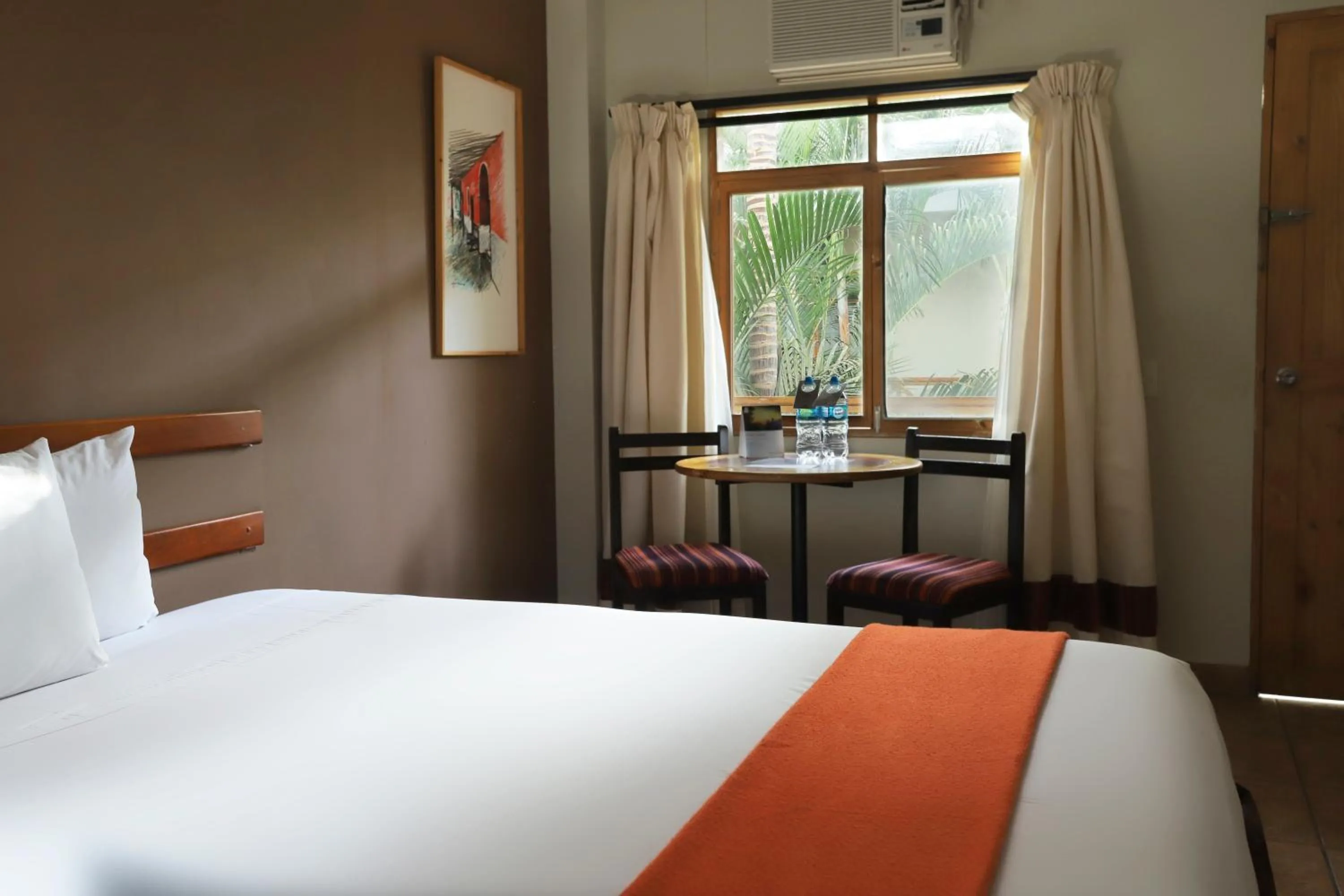 Shower, Bed in Casa Andina Standard Nasca