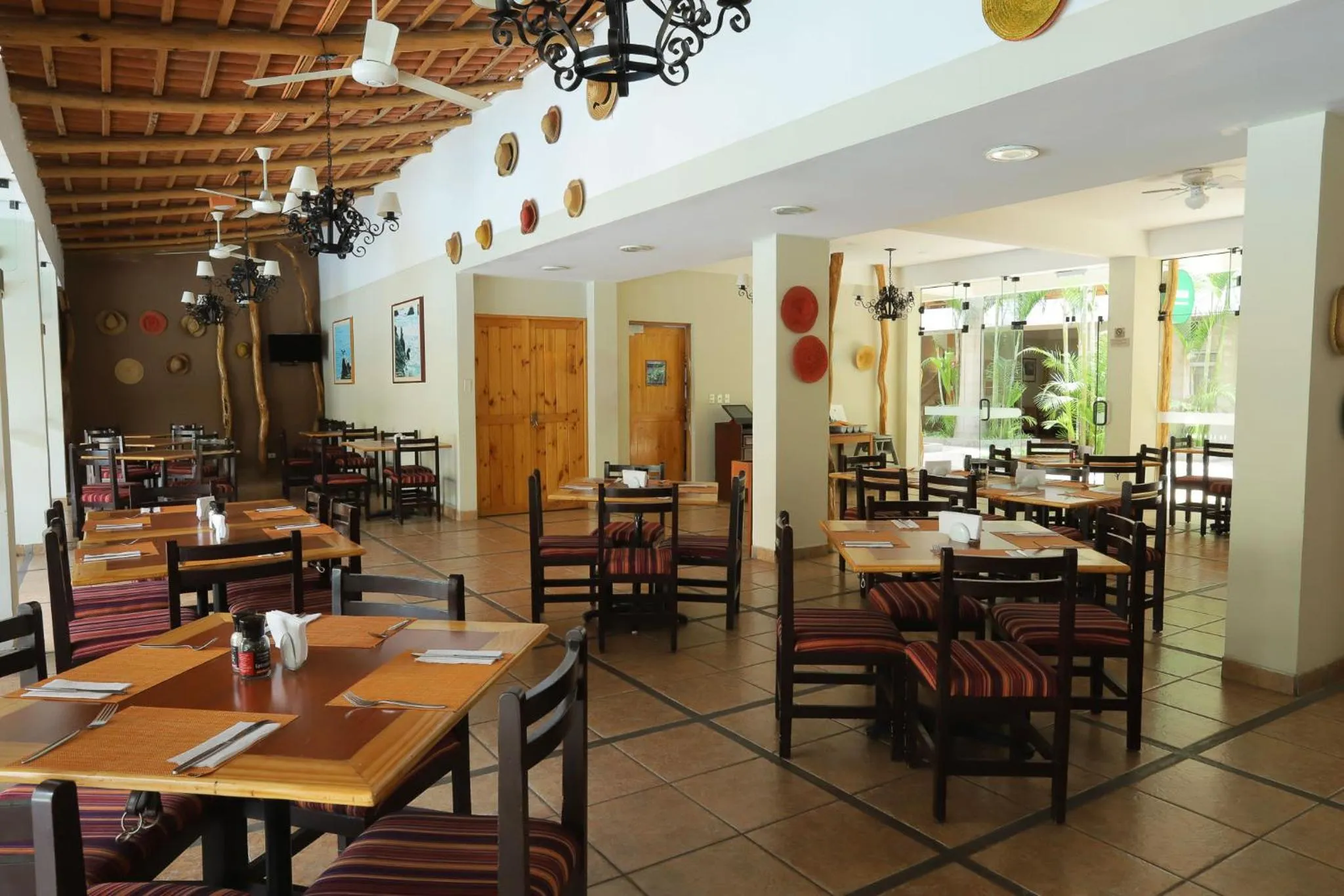 Restaurant/places to eat in Casa Andina Standard Nasca