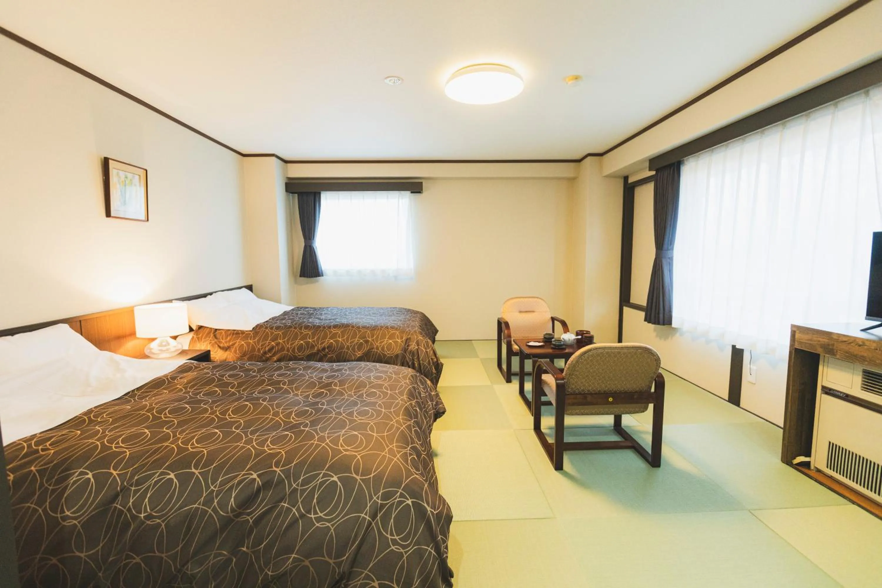 Photo of the whole room, Bed in Onsen Yupopo