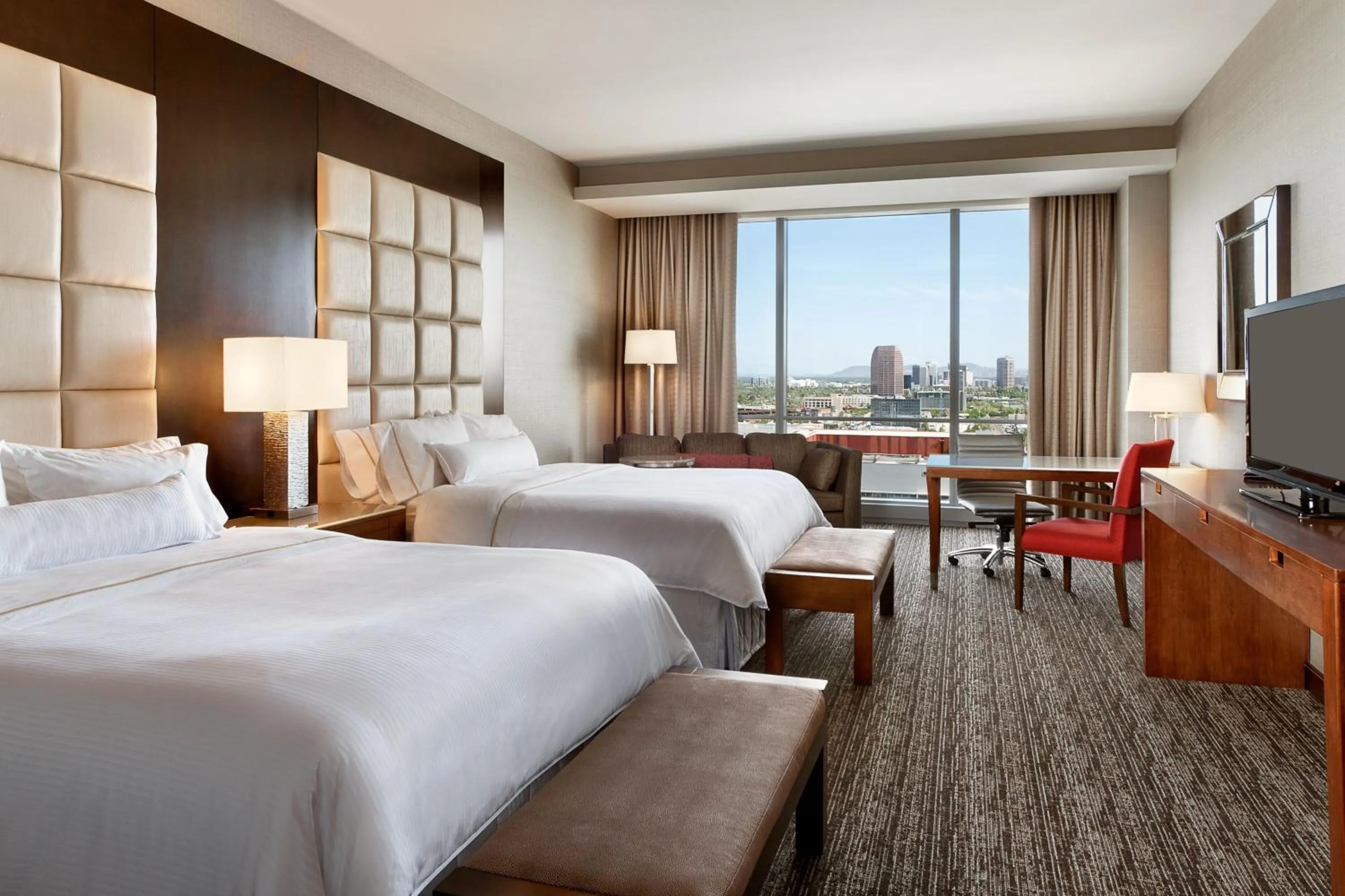Photo of the whole room, Bed in The Westin Phoenix Downtown