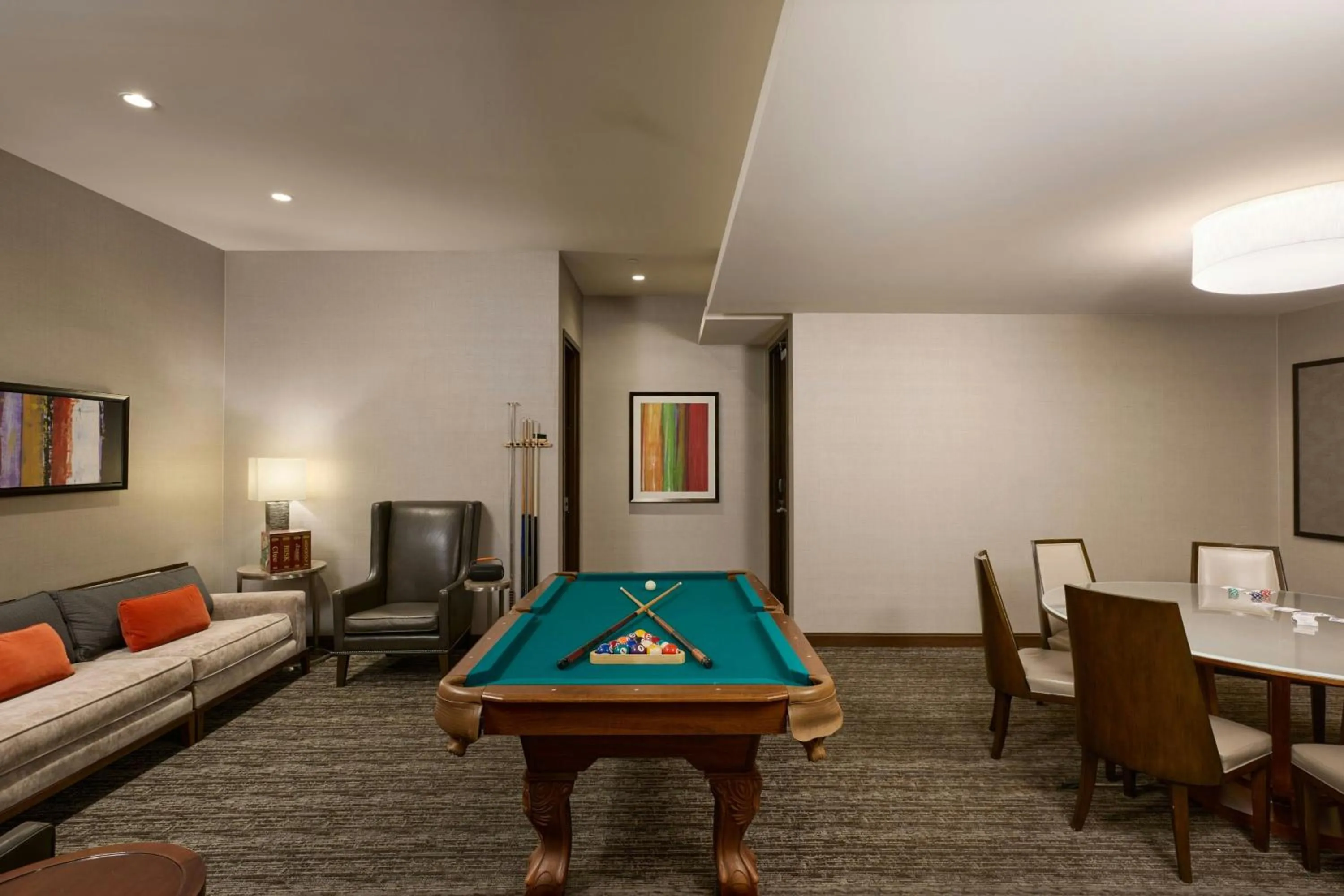 Photo of the whole room in The Westin Phoenix Downtown