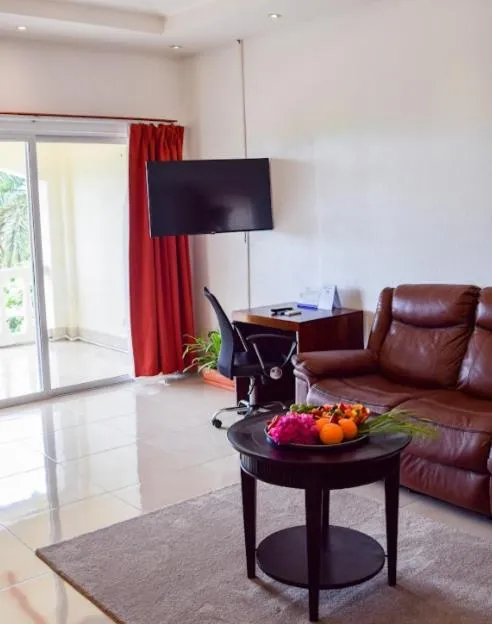 Communal lounge/ TV room in Maravida Boutique Hotel & Resort