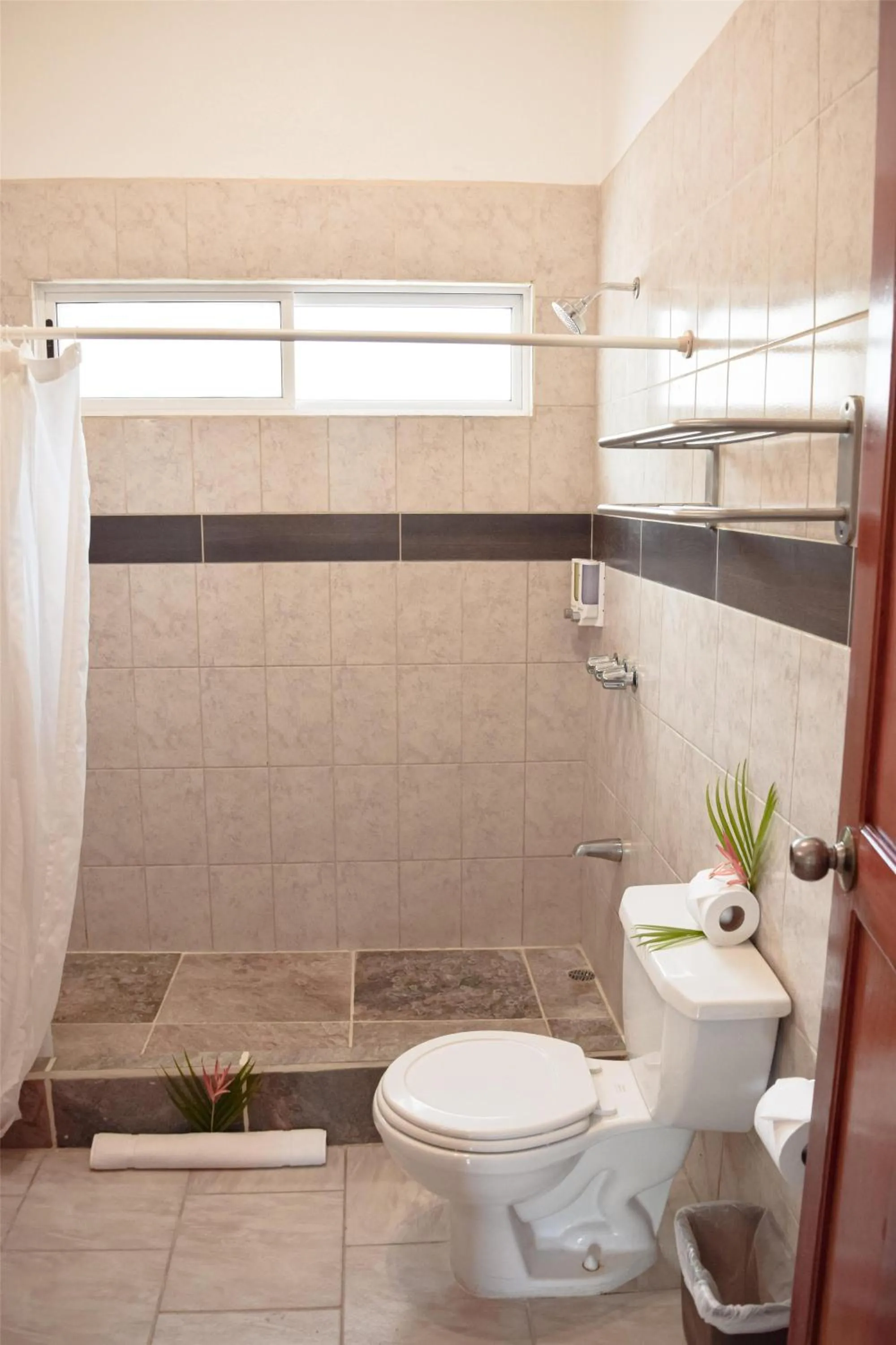 Bathroom in Best Western Tamarindo Vista Villas