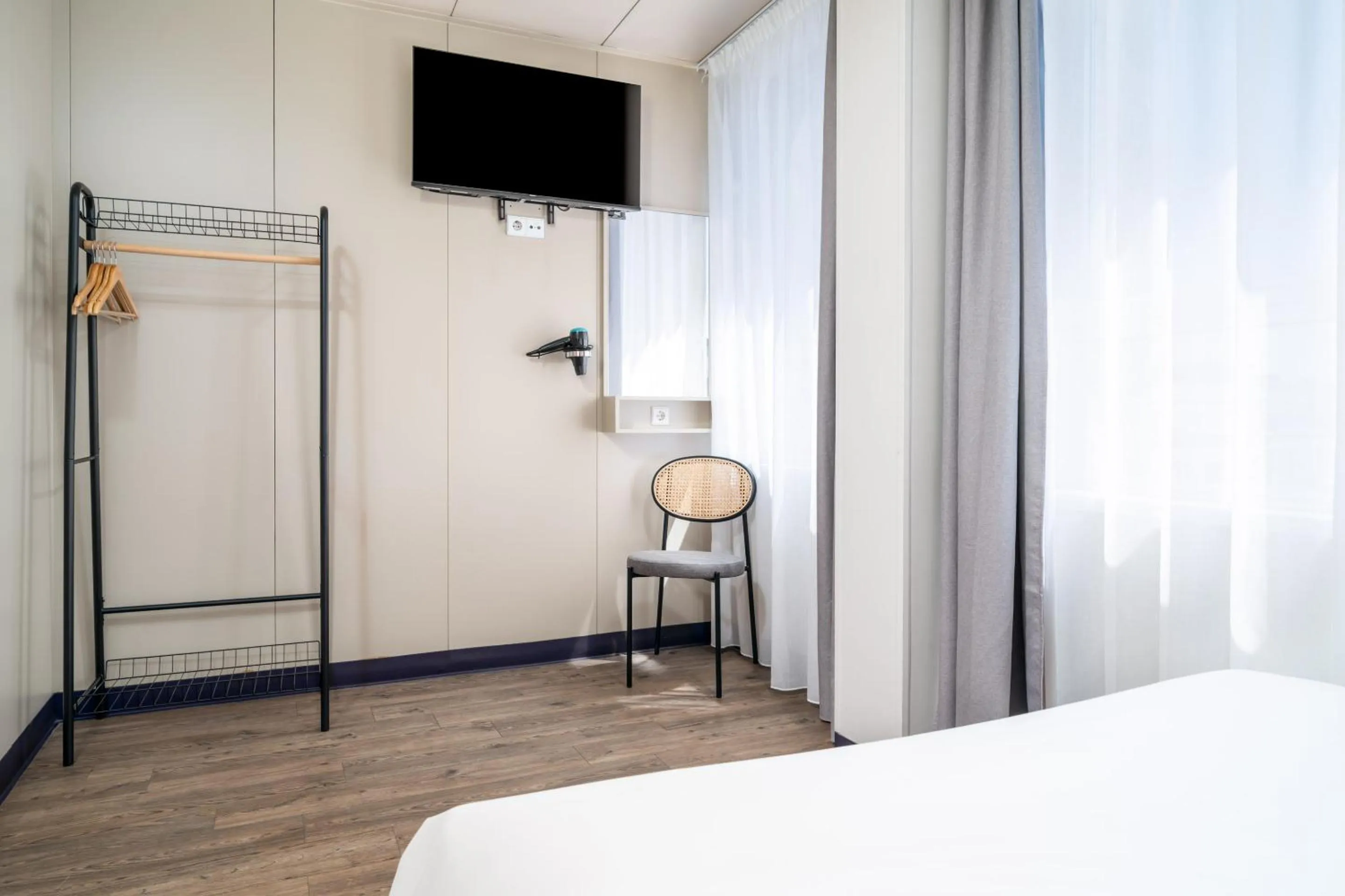 Bed in Herculano Stays Porto - Digital Access