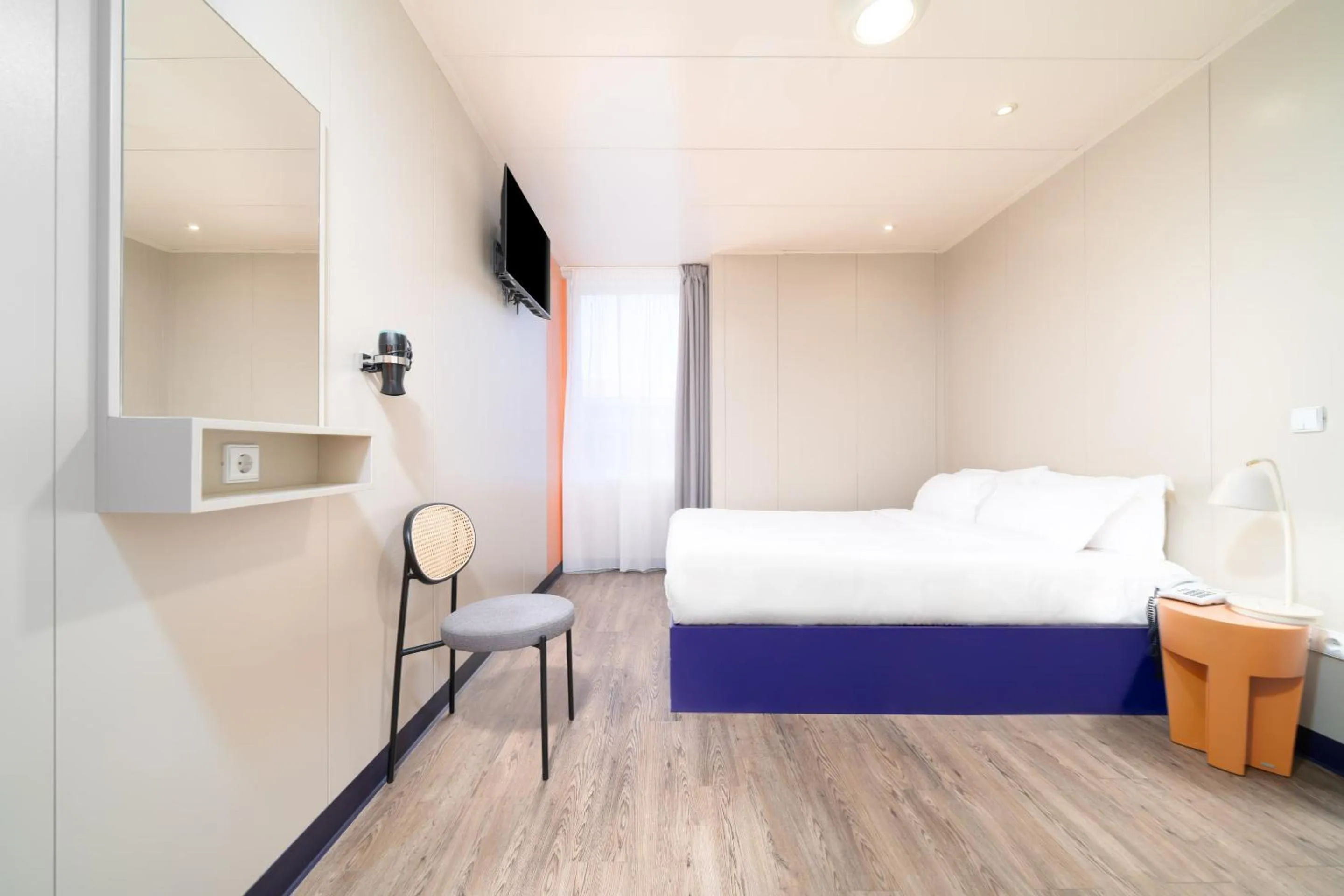 Bed in Herculano Stays Porto - Digital Access