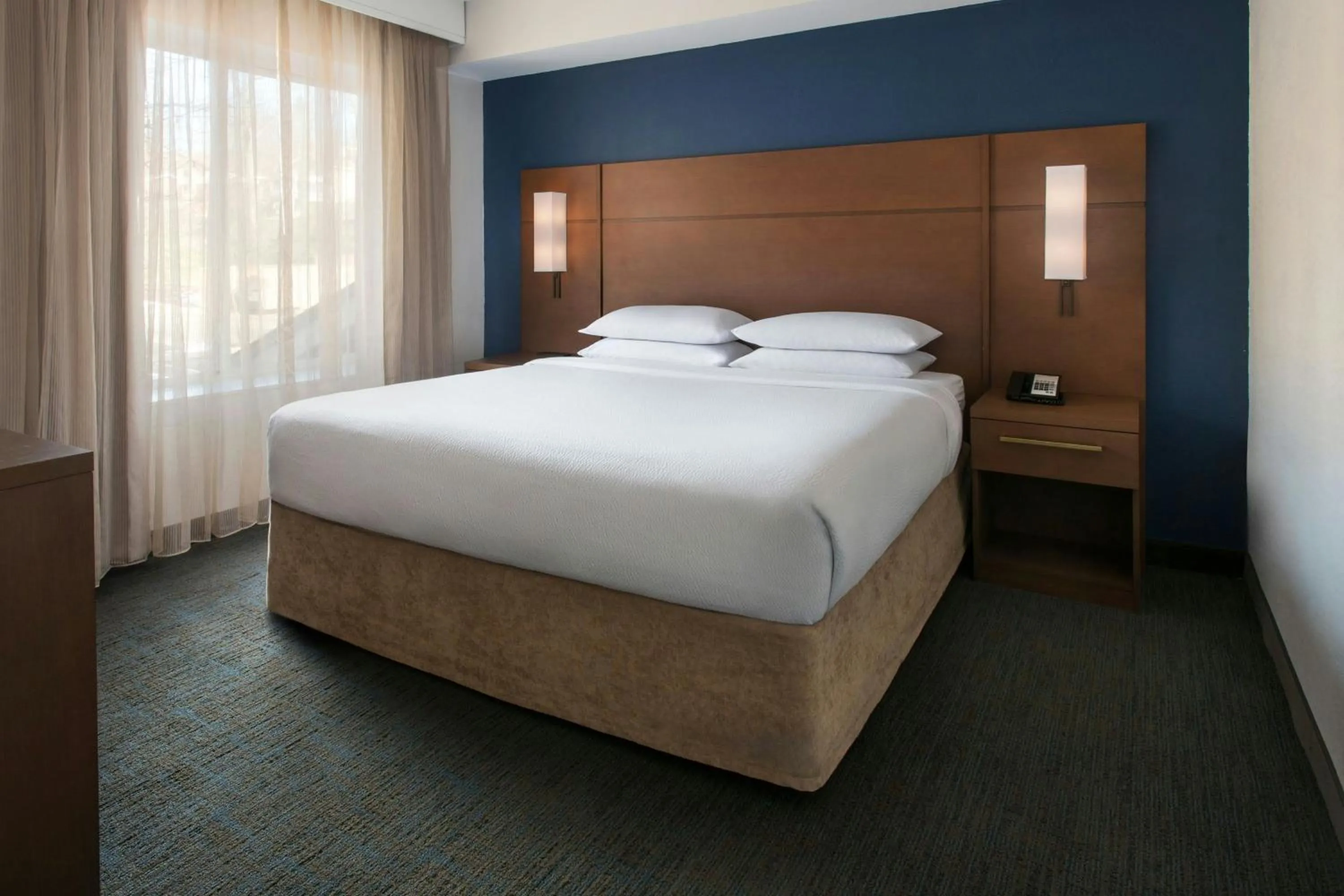 Bedroom, Bed in Residence Inn Pittsburgh Monroeville/Wilkins Township