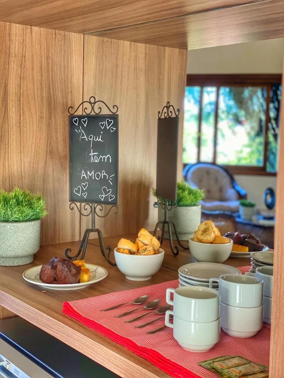 Food and drinks in Pousada Flor De Canela