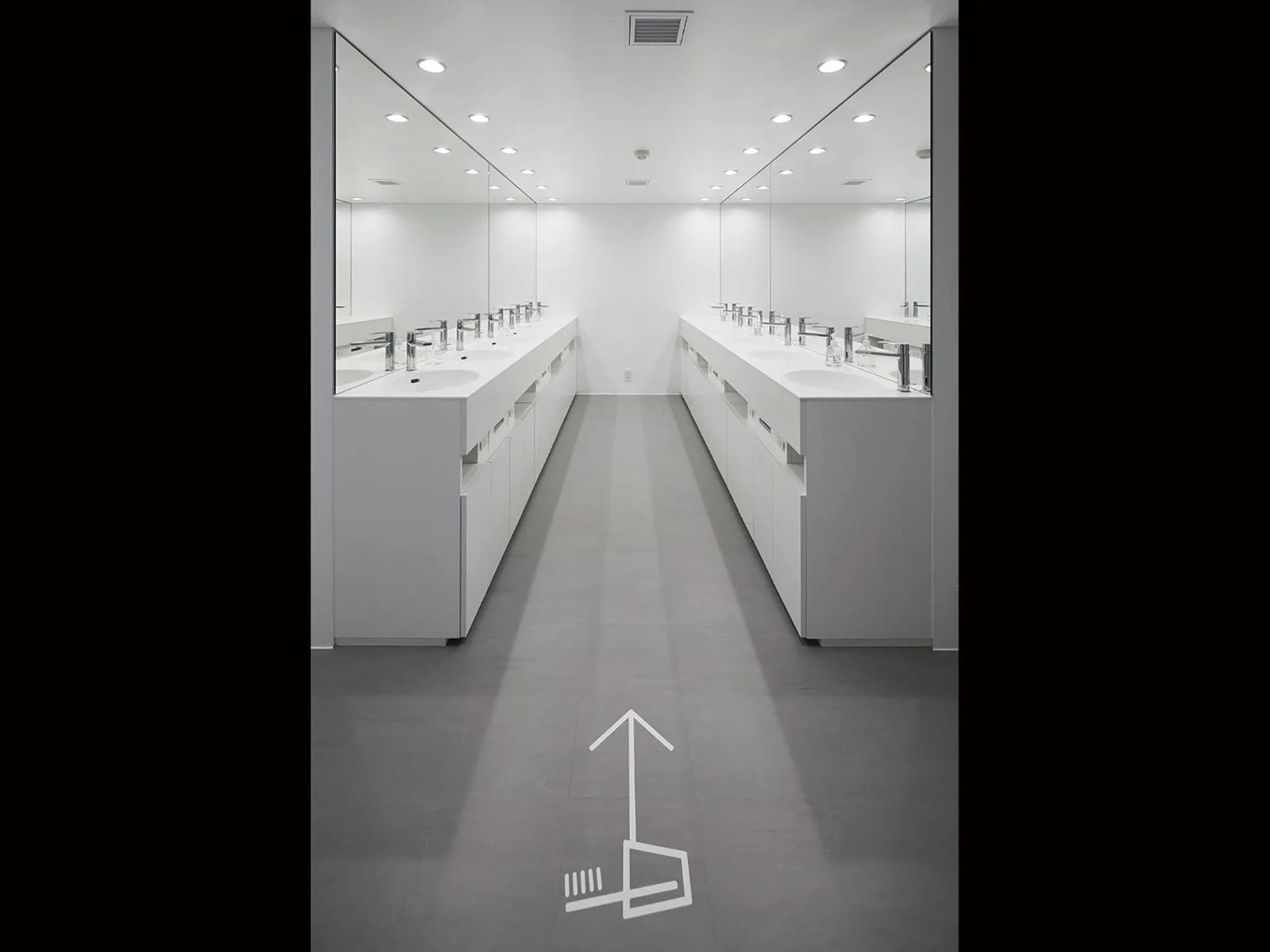 Other in 9h nine hours Akasaka