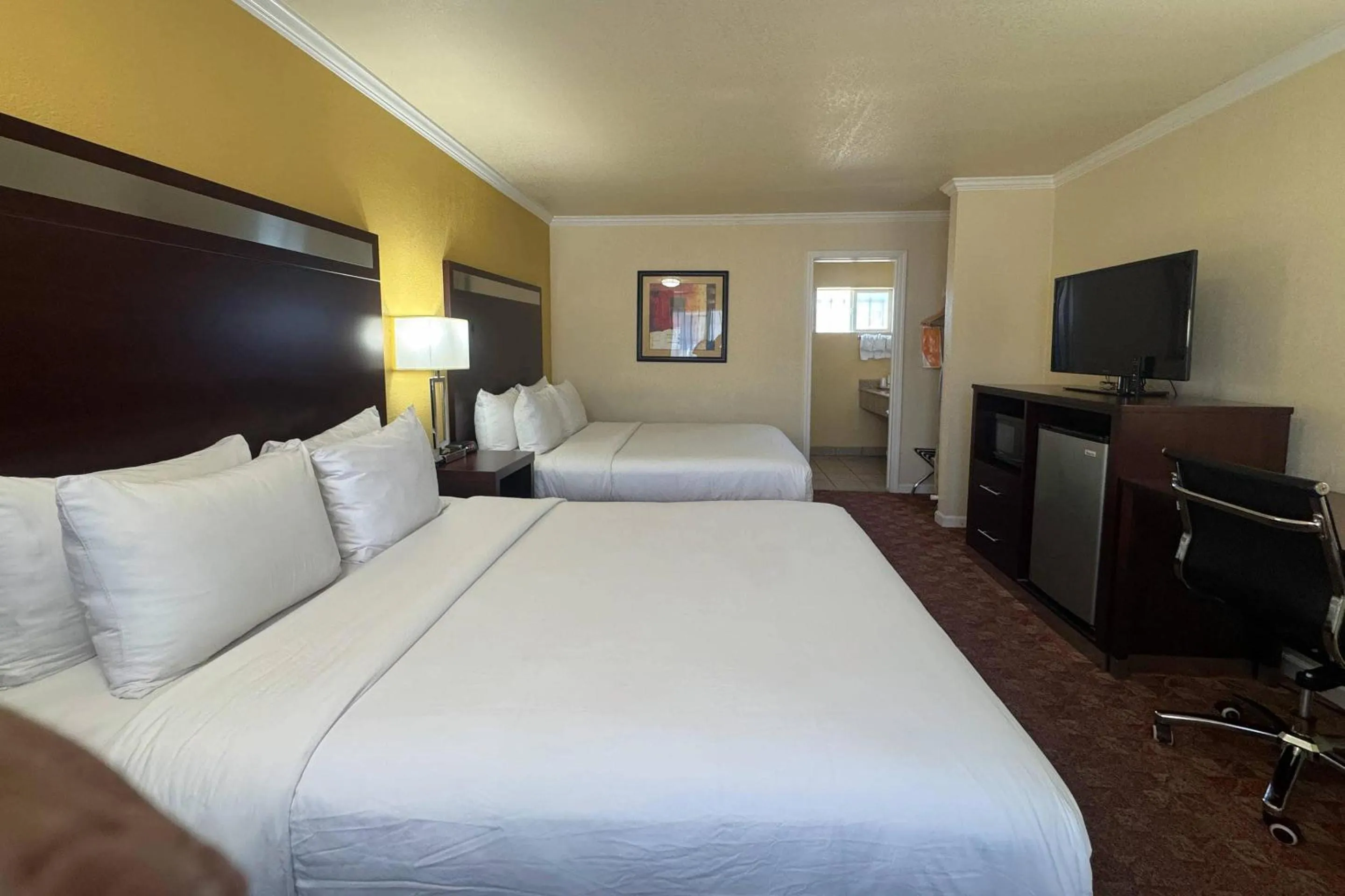 Bedroom, Bed in Quality Inn Ukiah