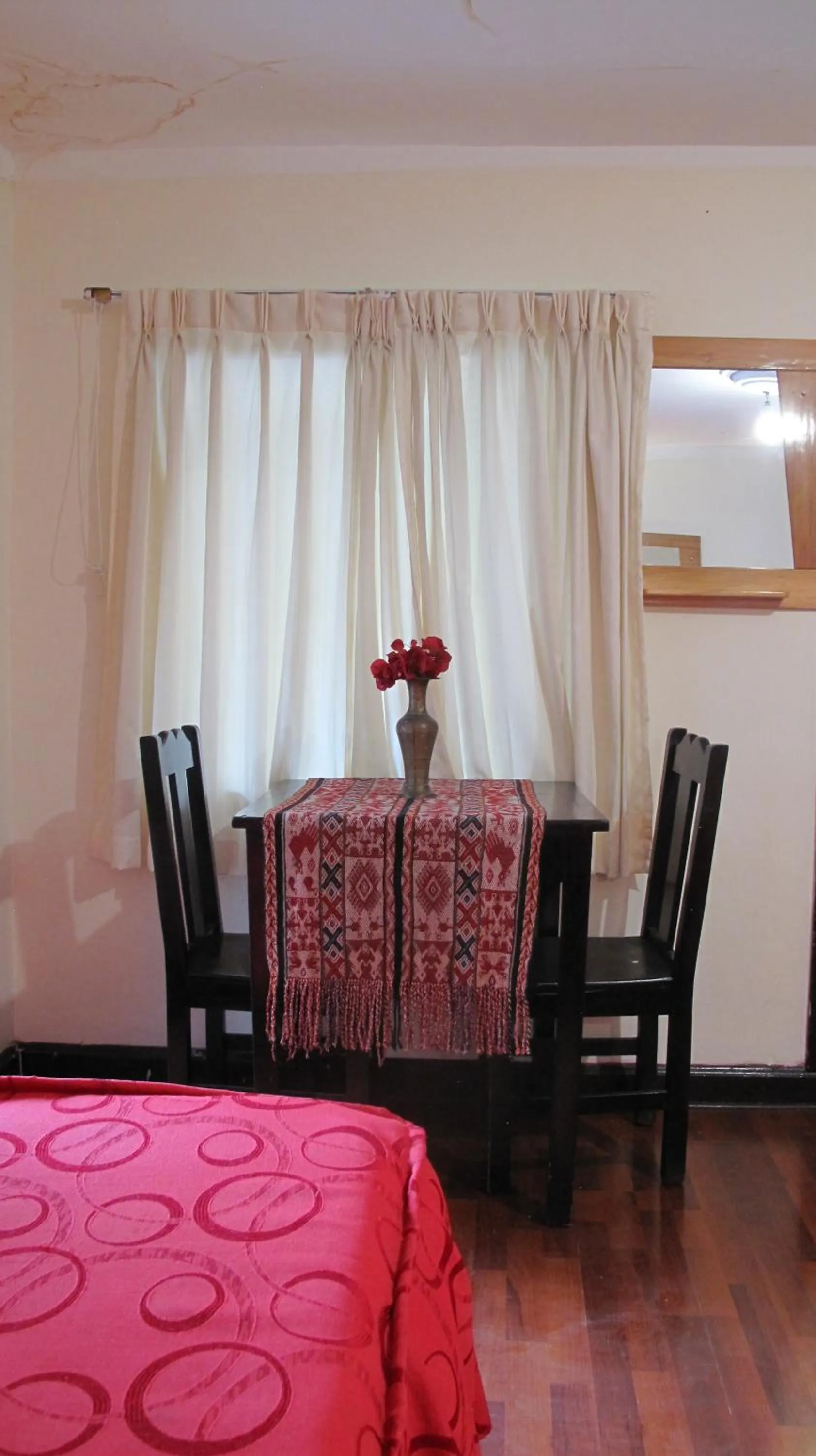 Photo of the whole room, Bed in Casa de Mama Cusco 2-The Ecohouse