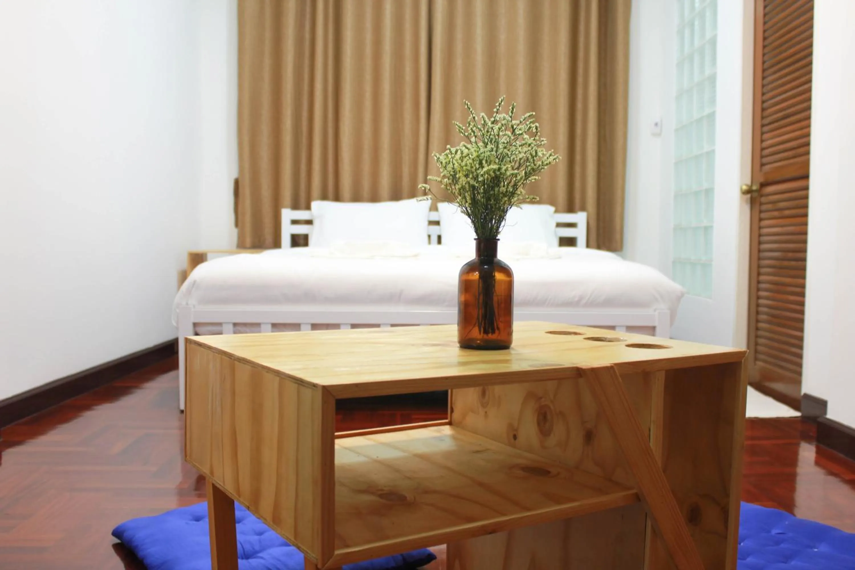 Bed in HOME@HOSTEL KANCHANABURI